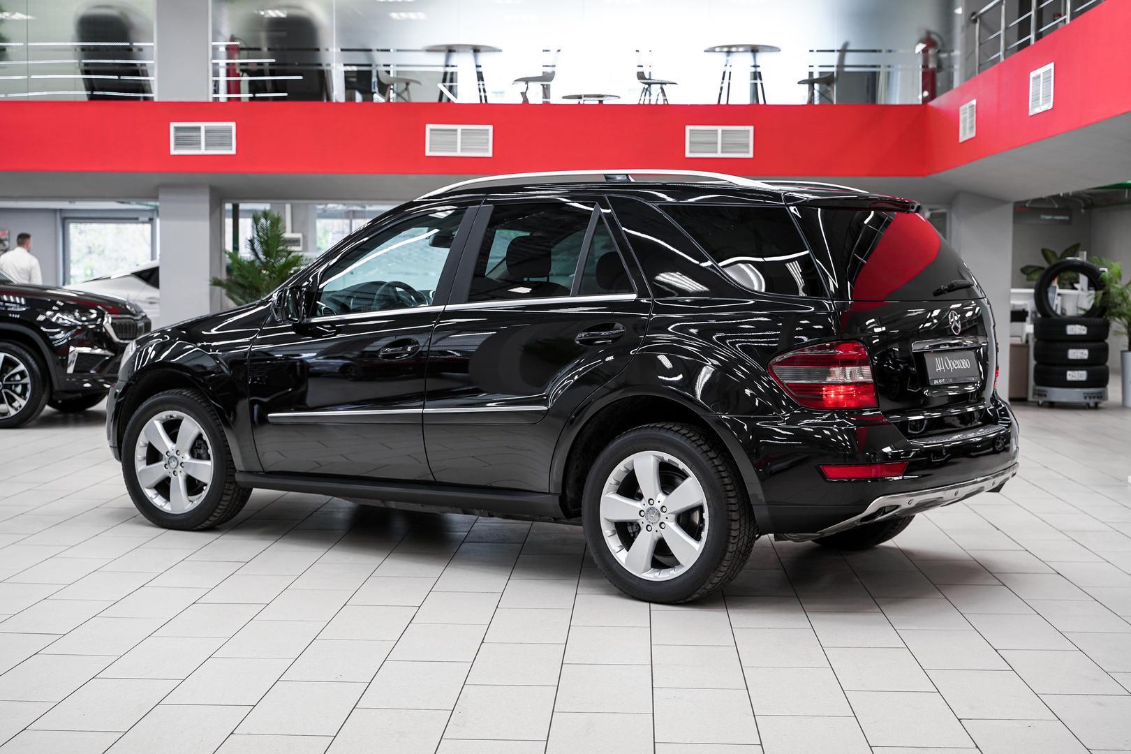 Mercedes-Benz M-Класс 2008, черный, ДЦ Орехово