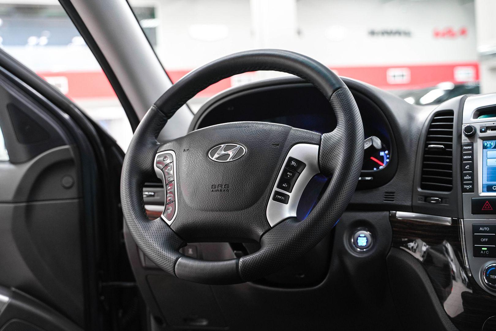 Hyundai Santa Fe 2011, серый, ДЦ Орехово