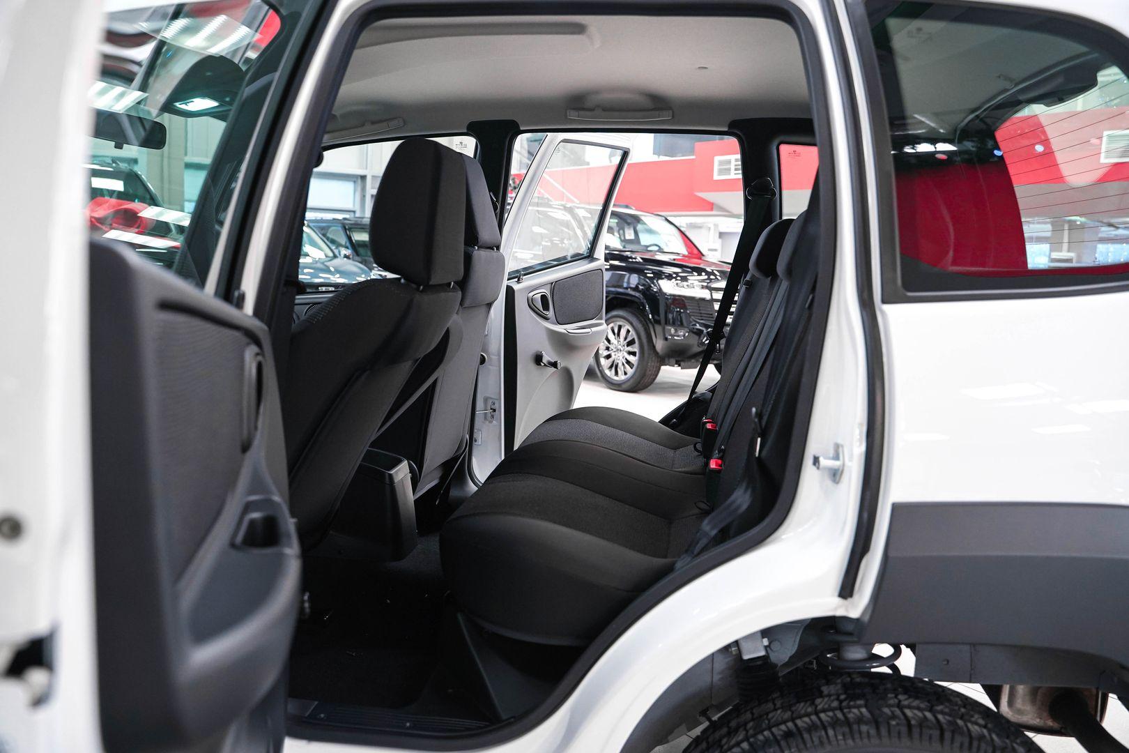 LADA (ВАЗ) Niva Travel 2024, белый, ДЦ Орехово