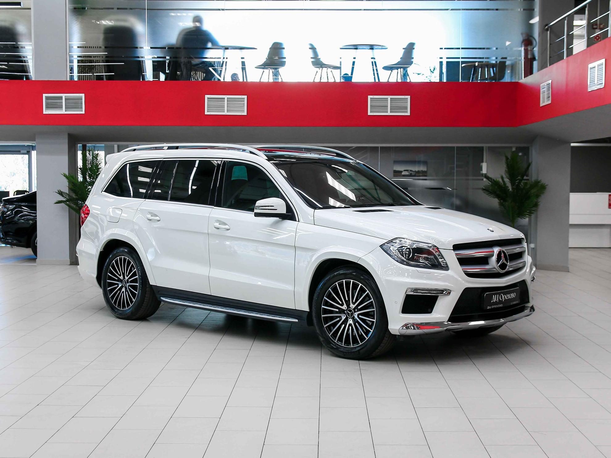Mercedes-Benz GL-Класс 2013, белый, ДЦ Орехово