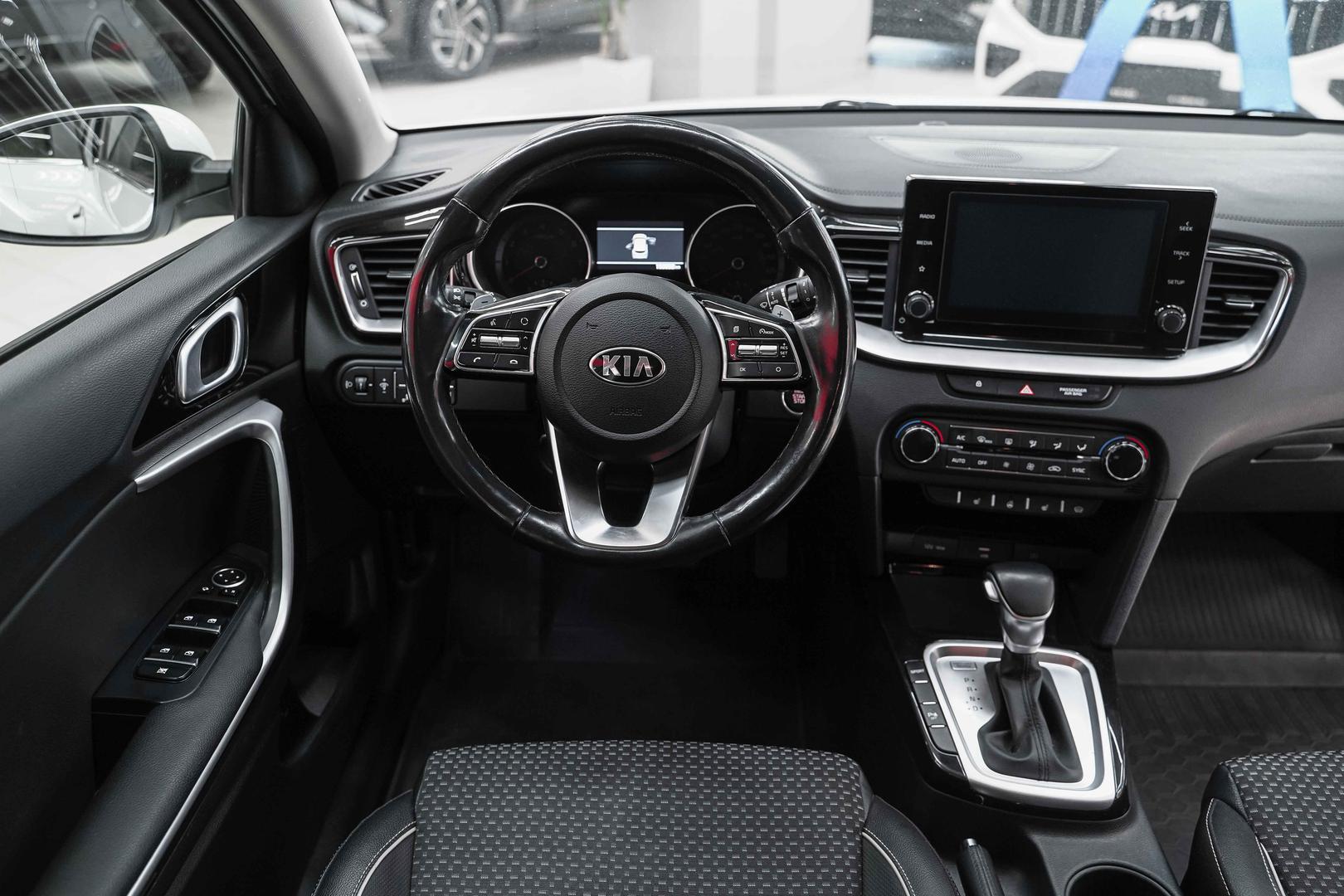Kia Ceed 2020, белый, ДЦ Орехово