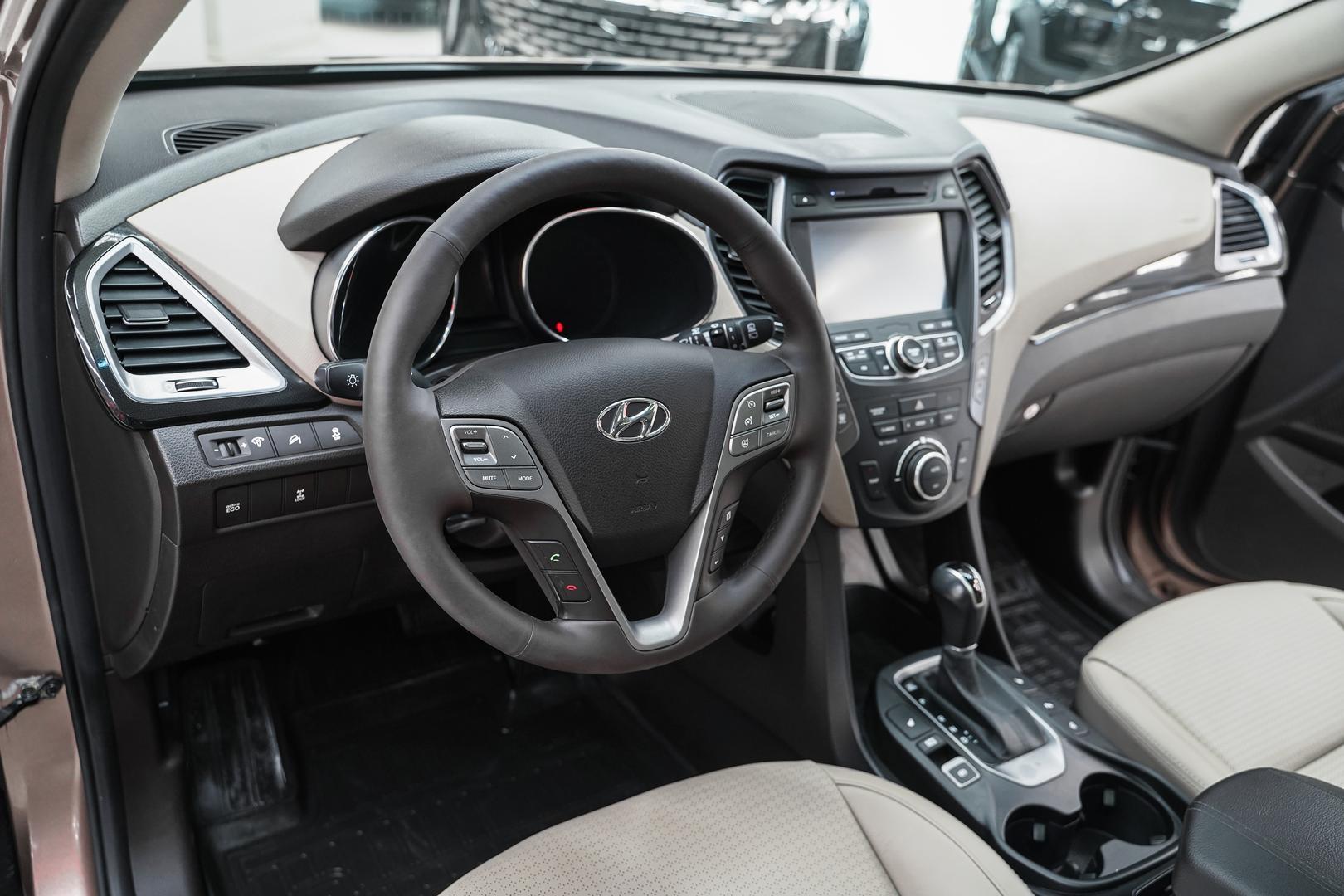 Hyundai Santa Fe 2013, золотой, ДЦ Орехово