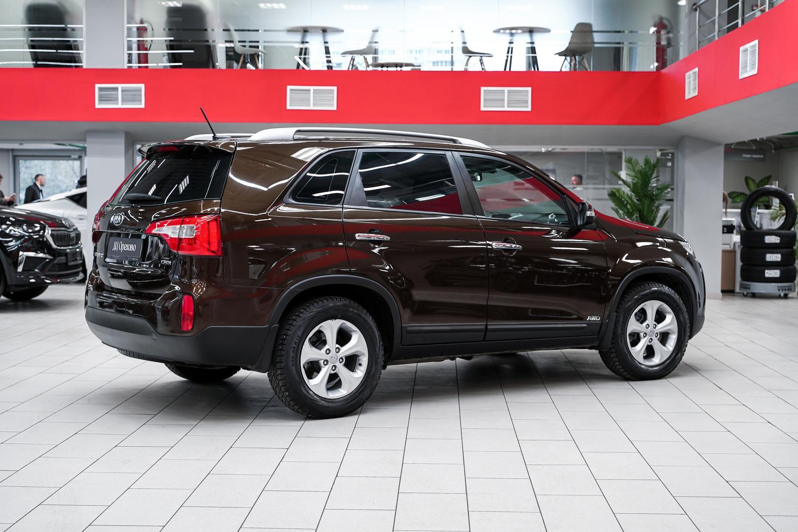 Kia Sorento 2015, коричневый, ДЦ Орехово
