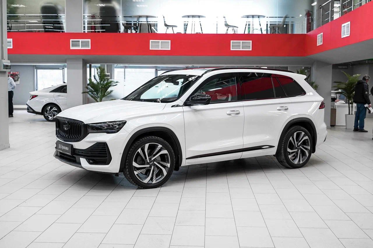 Geely Monjaro 2023, белый, ДЦ Орехово