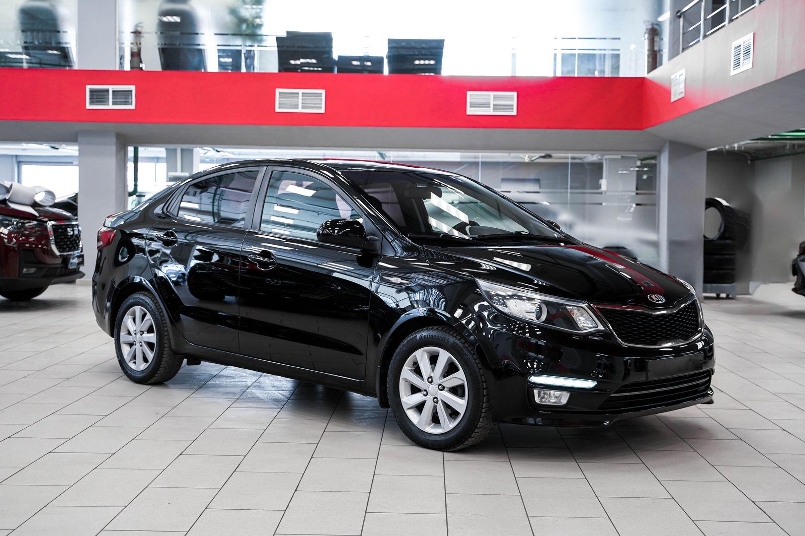 Kia Rio 2017, черный, ДЦ Орехово