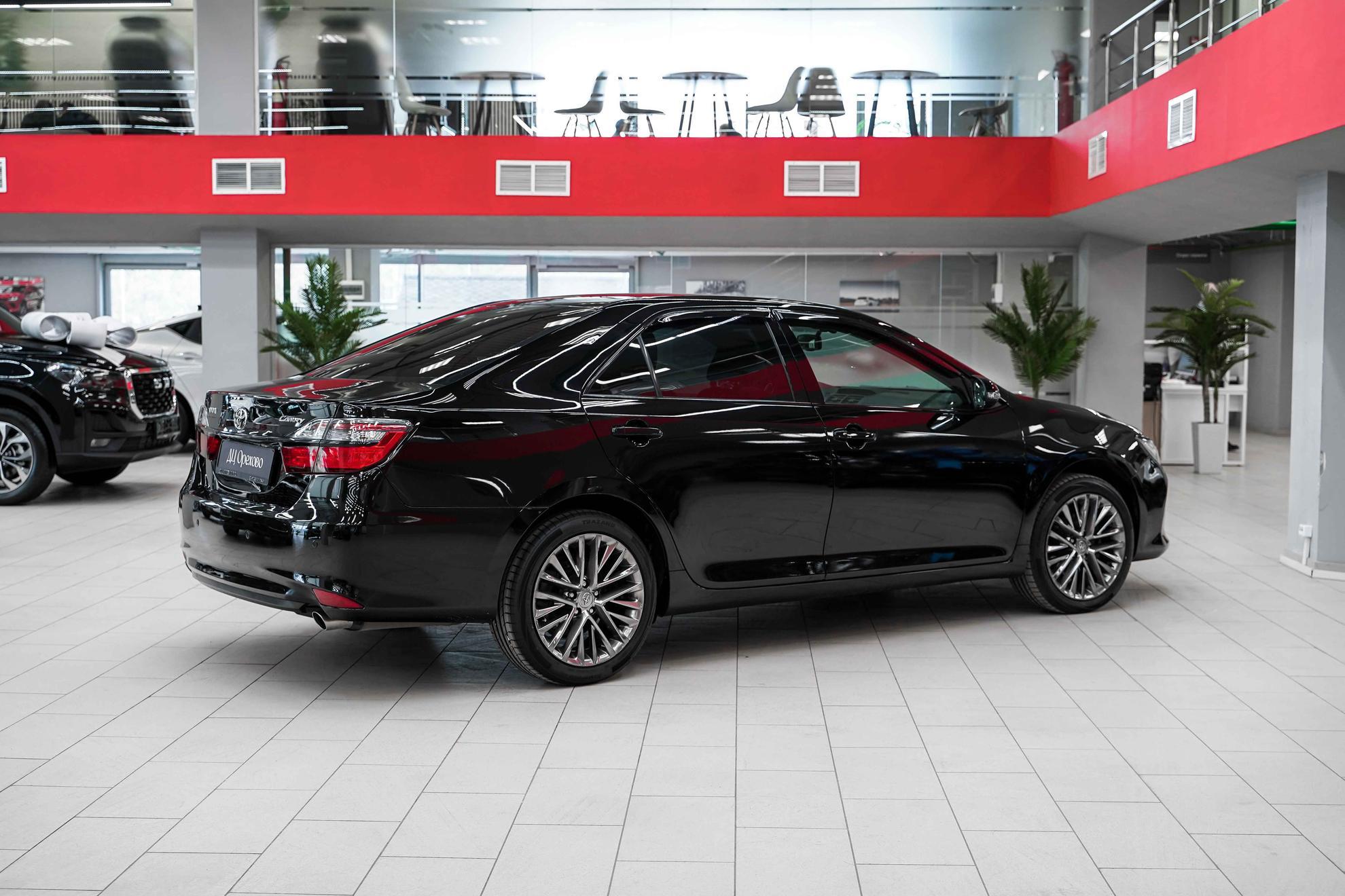 Toyota Camry 2014, черный, ДЦ Орехово