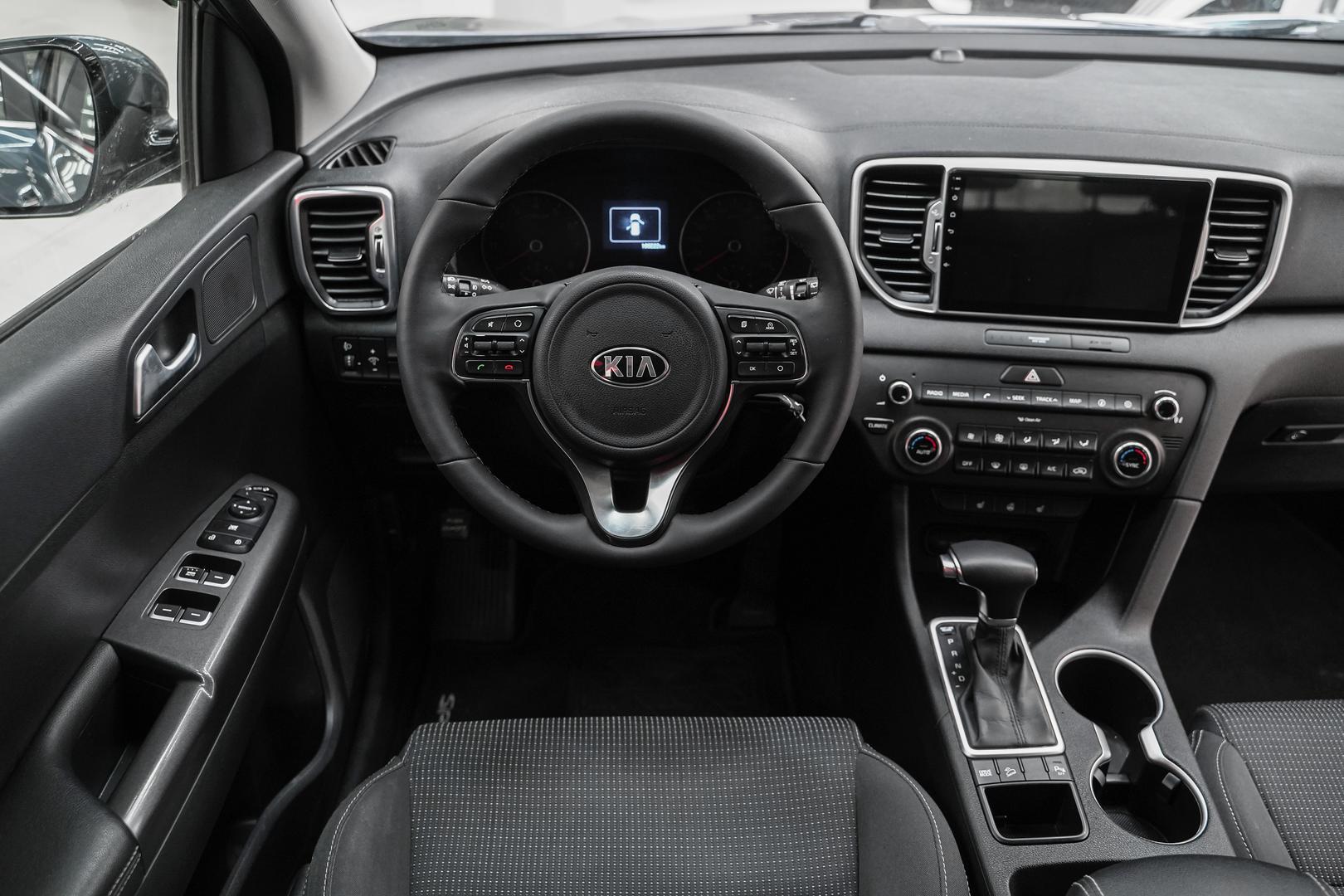 Kia Sportage 2016, синий, ДЦ Орехово