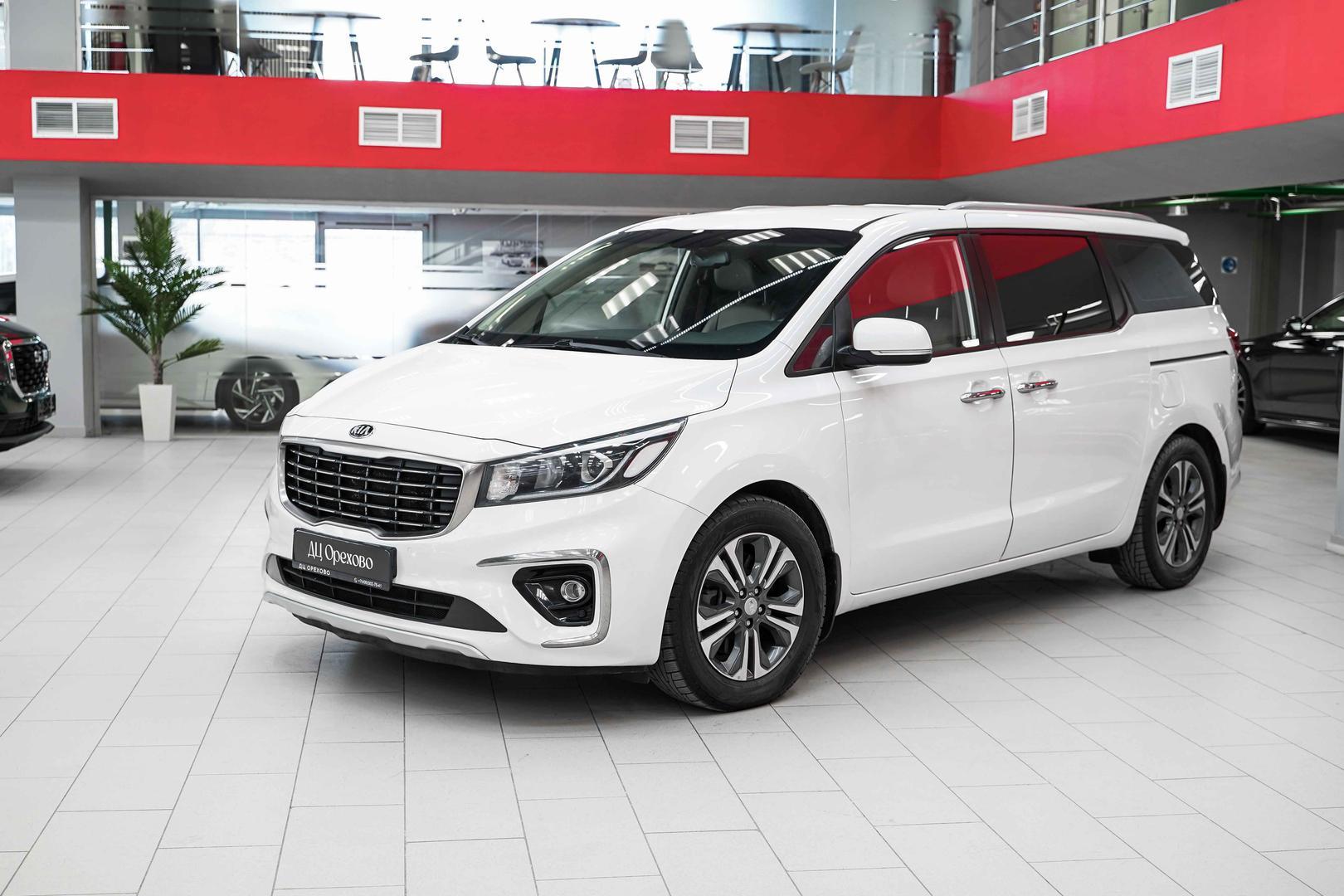Kia Carnival 2019, белый, ДЦ Орехово