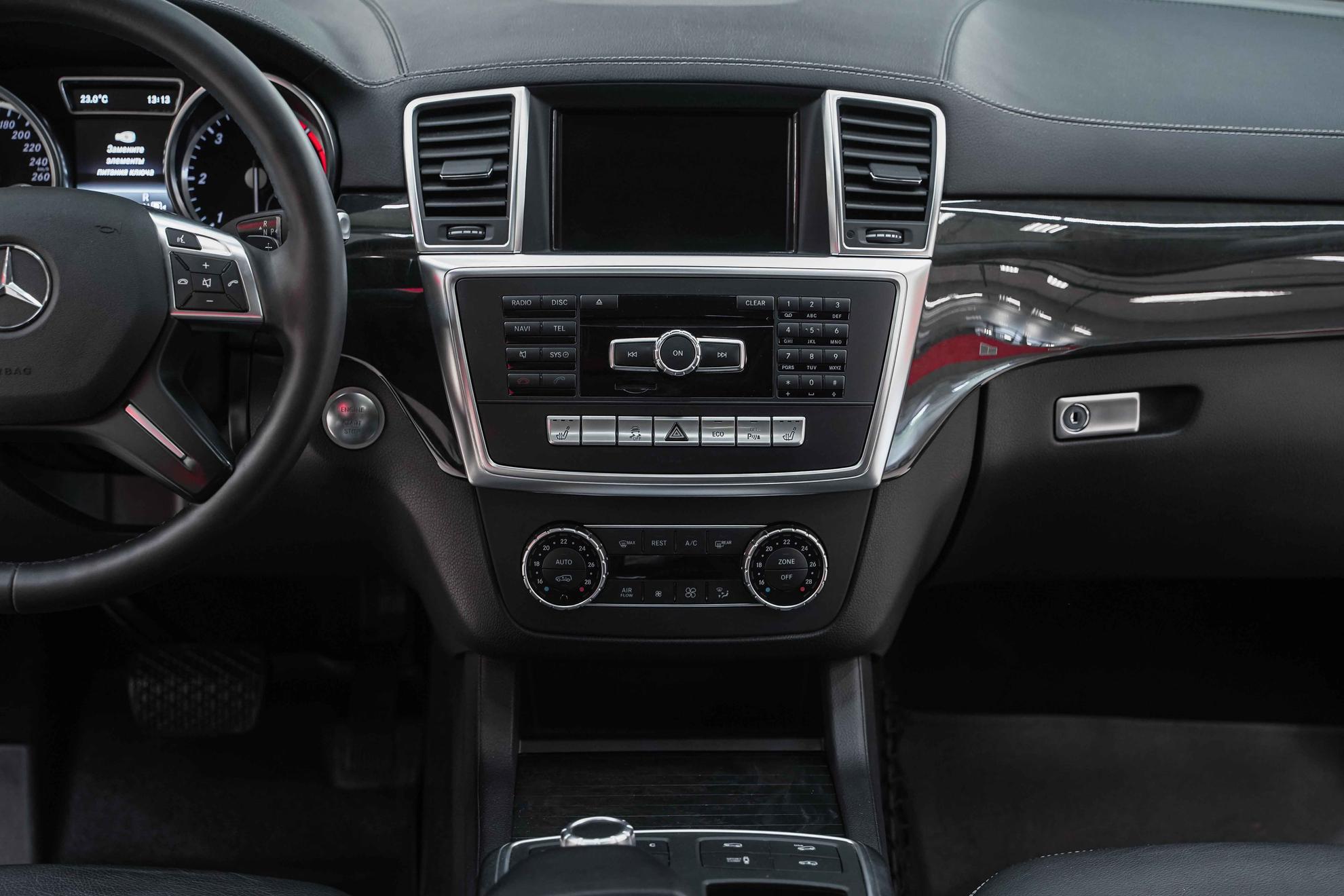 Mercedes-Benz GL-Класс 2015, белый, ДЦ Орехово