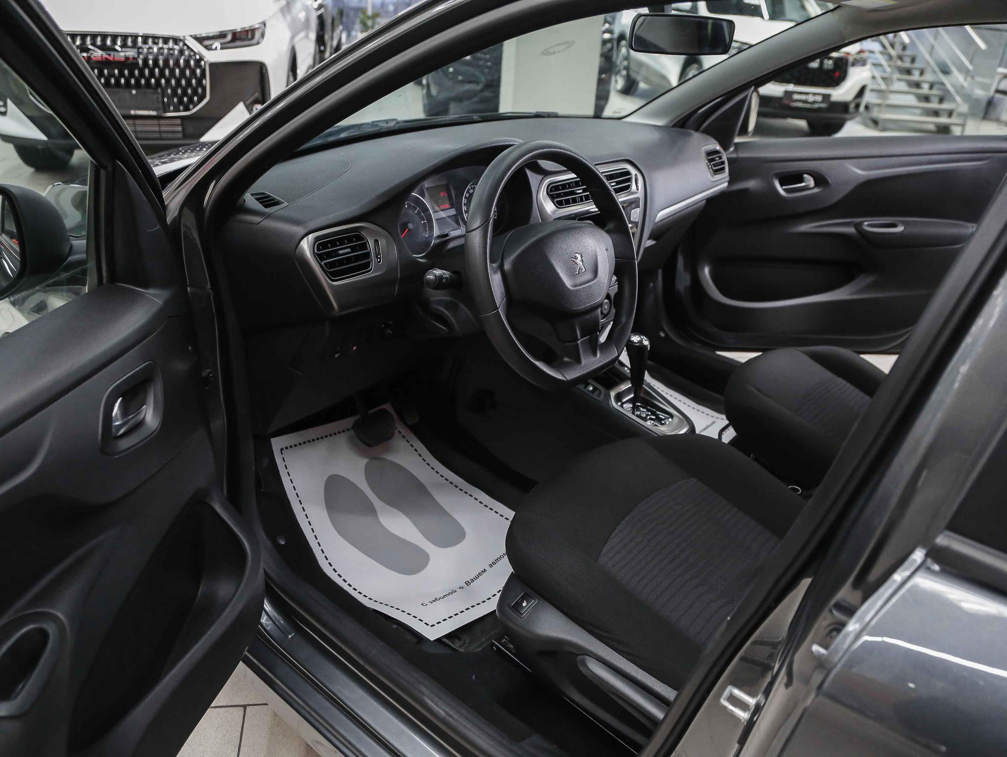 Peugeot 301 2013, серый, ДЦ Орехово