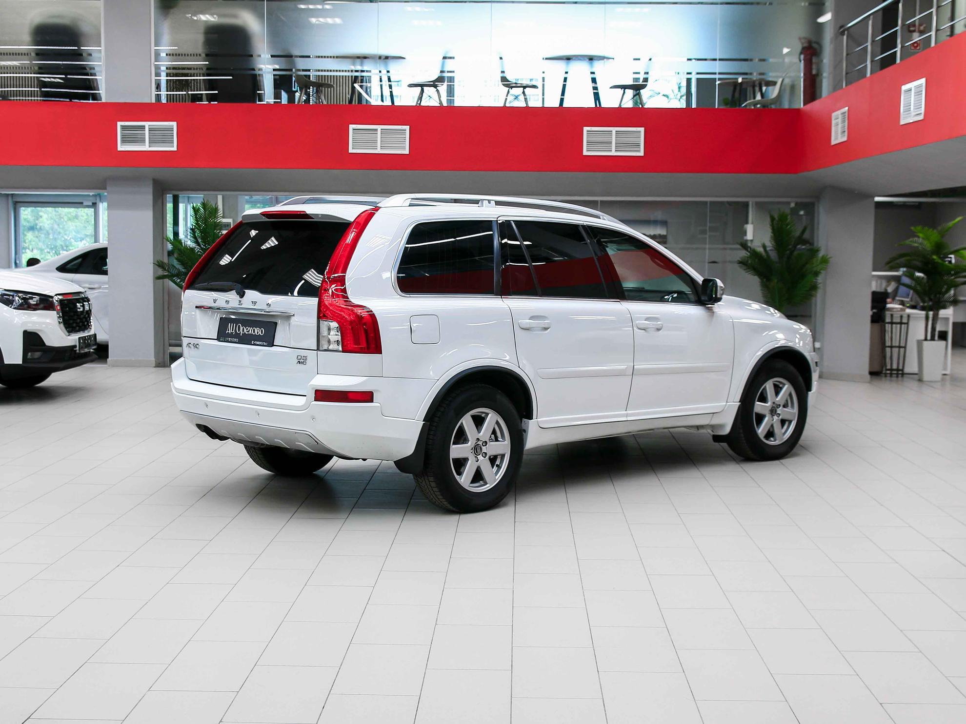 Volvo XC90 2012, белый, ДЦ Орехово