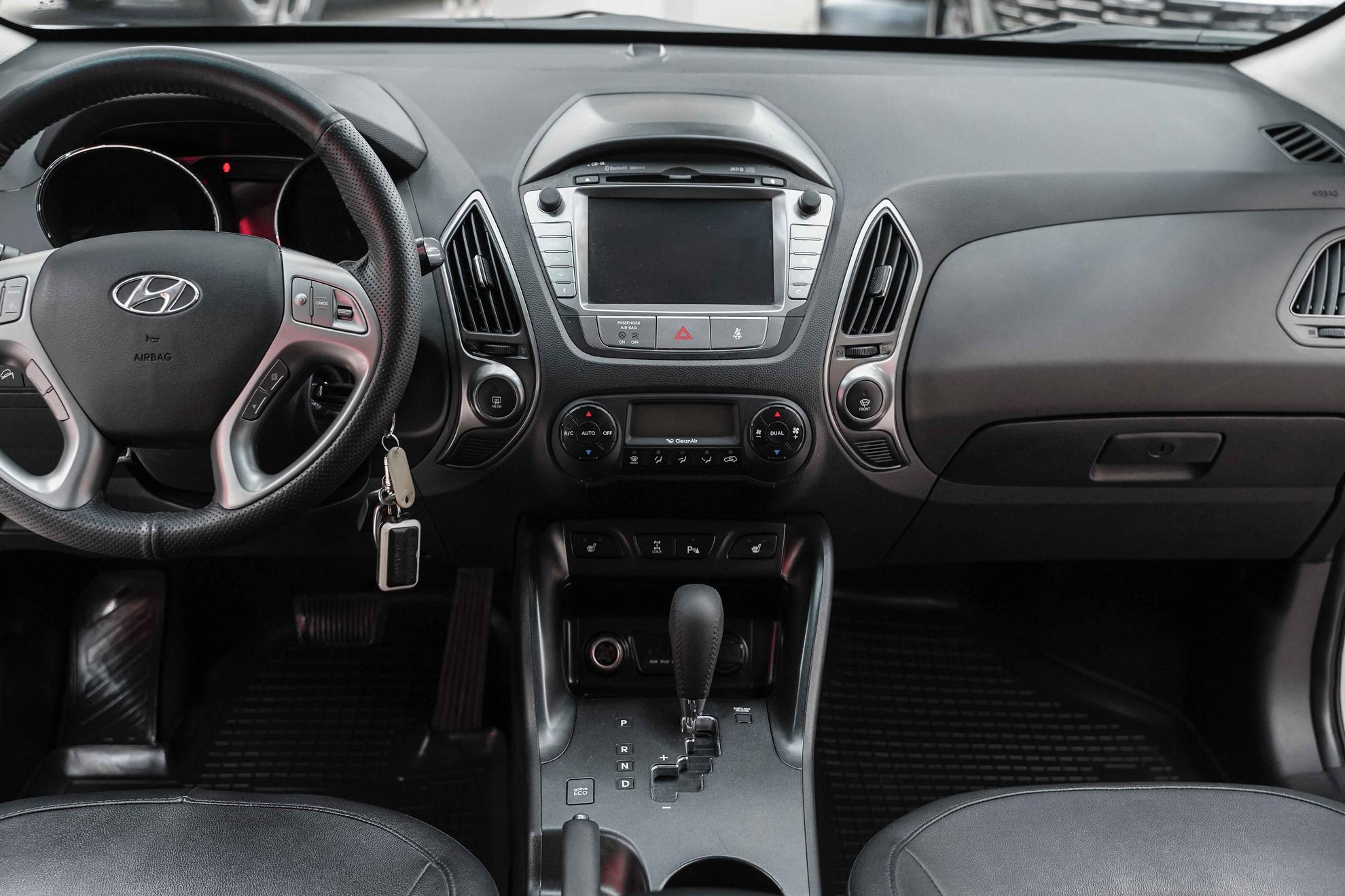 Hyundai ix35 2014, белый, ДЦ Орехово