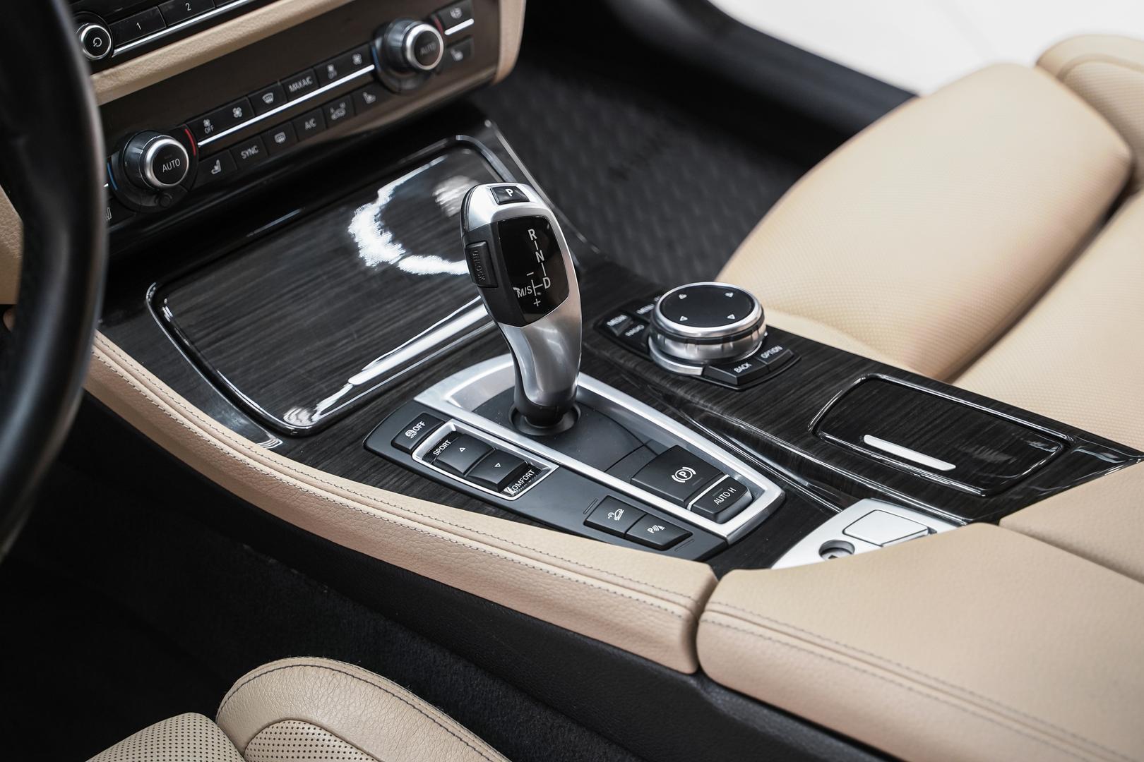 BMW 5 серии 2016, коричневый, ДЦ Орехово