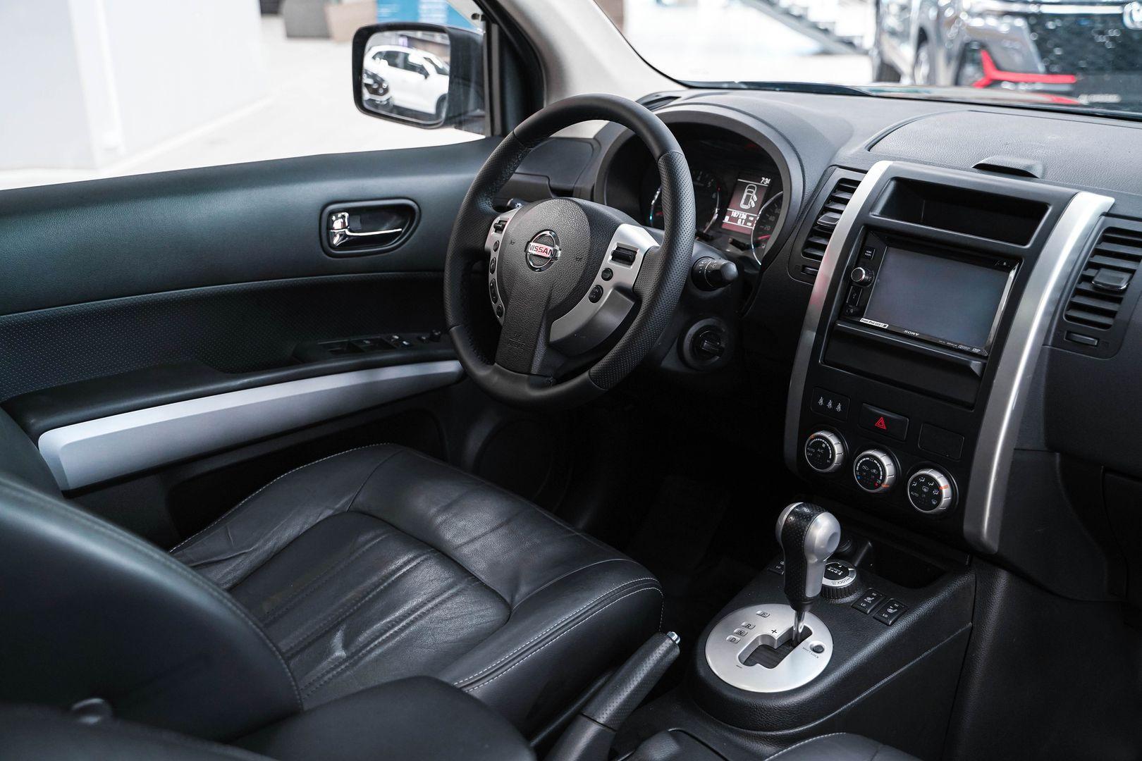 Nissan X-Trail 2012, черный, ДЦ Орехово