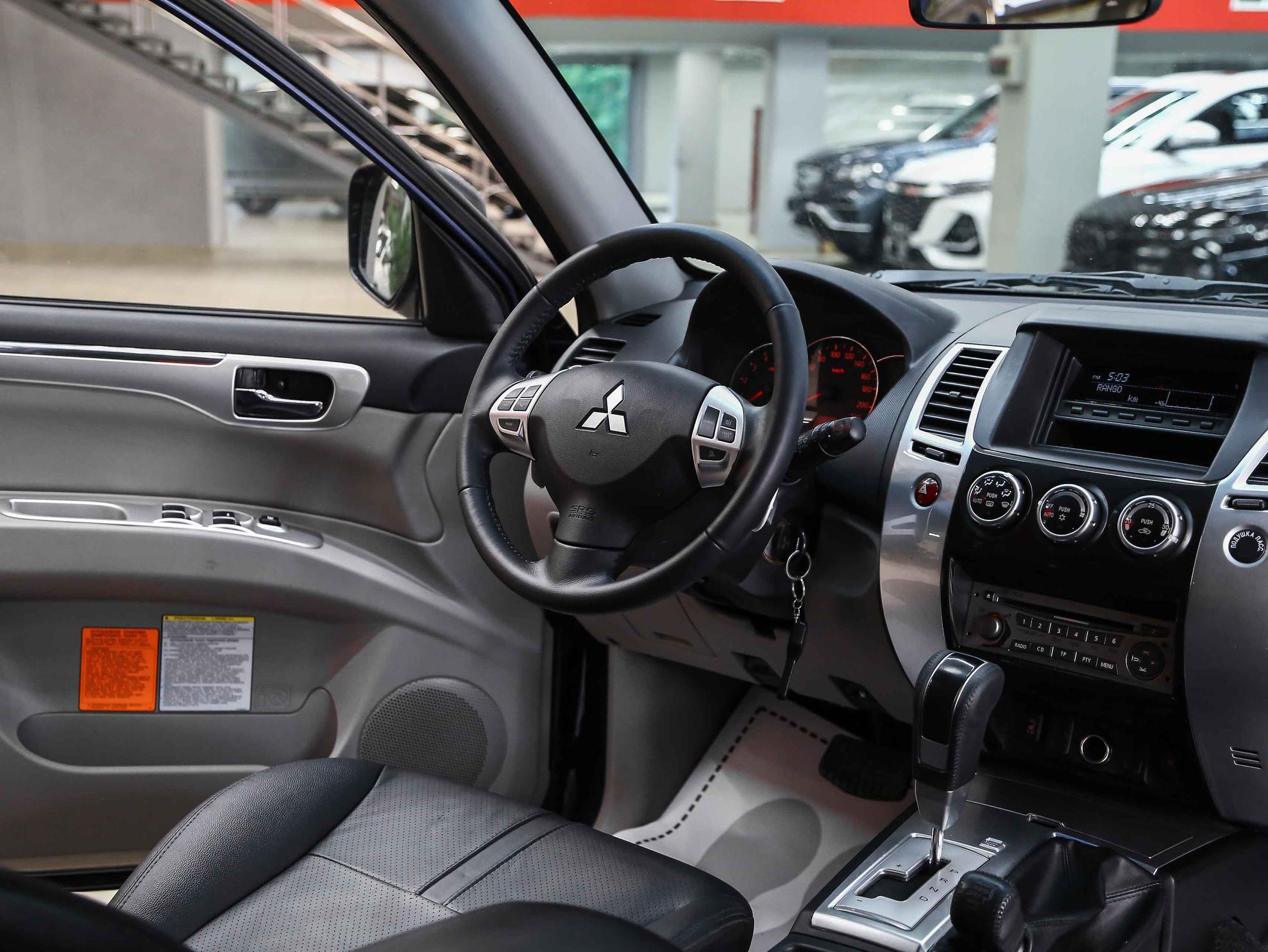 Mitsubishi Pajero Sport 2014, синий, ДЦ Орехово
