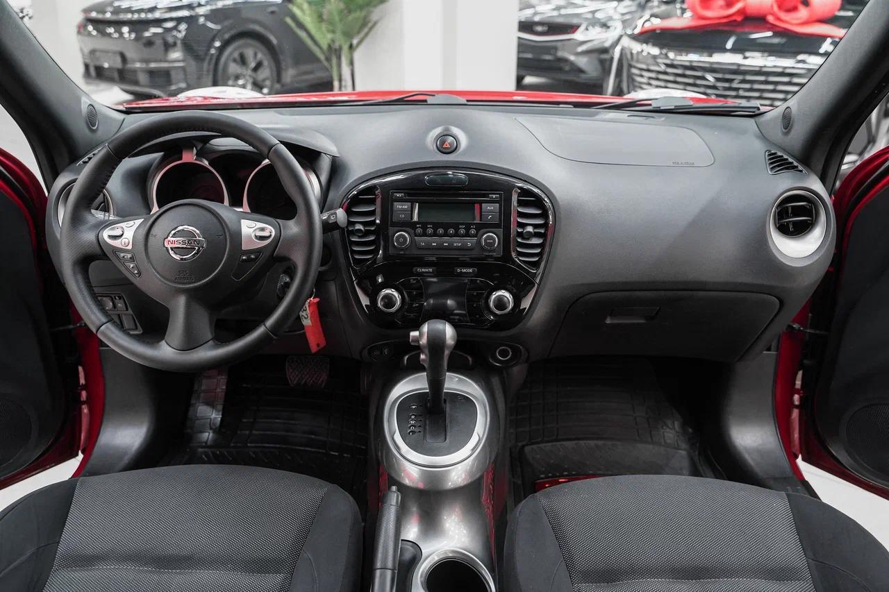 Nissan Juke 2014, красный, ДЦ Орехово