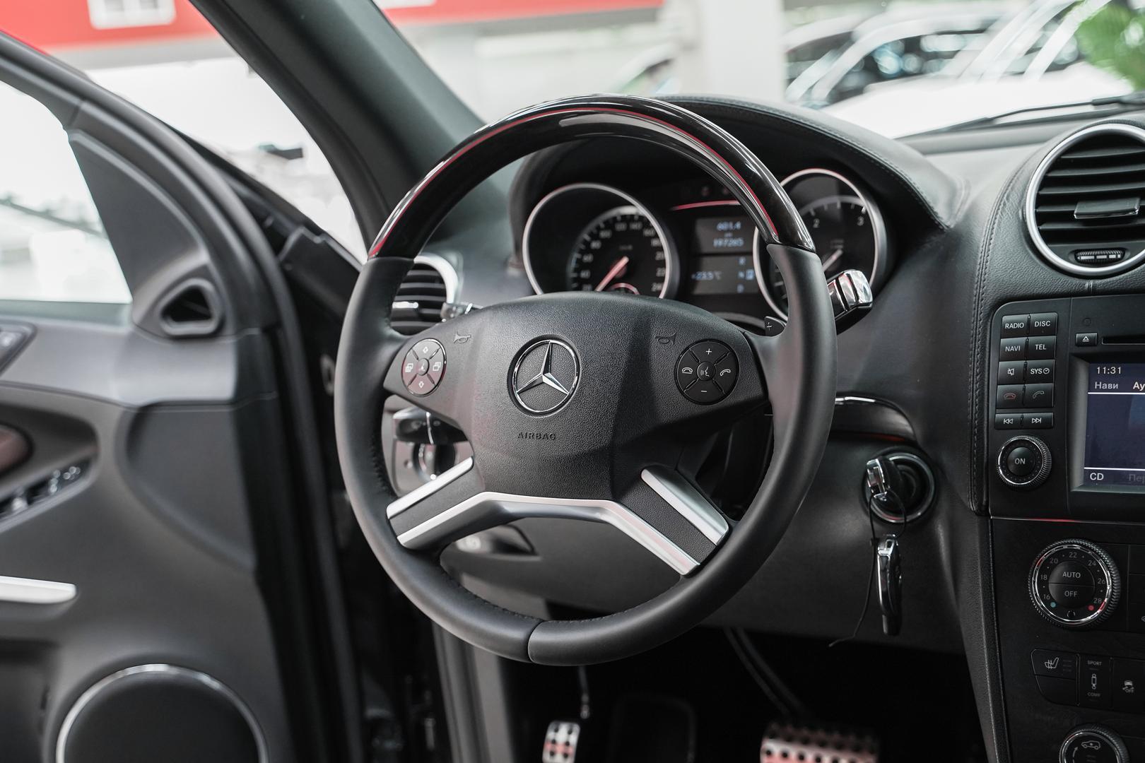 Mercedes-Benz GL-Класс 2012, черный, ДЦ Орехово