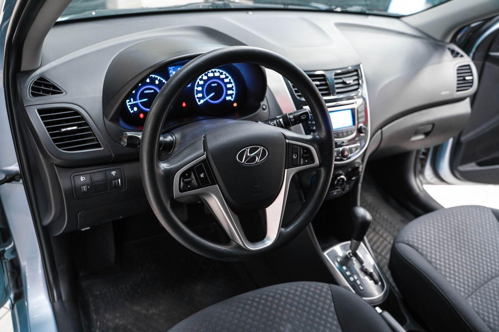 Hyundai Solaris 2012, серый, ДЦ Орехово