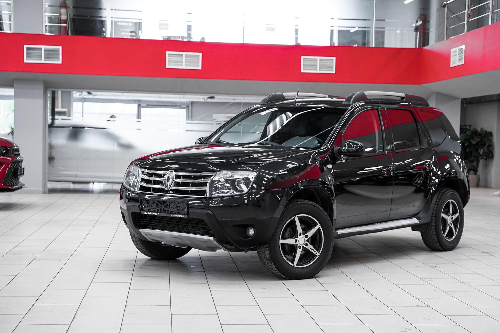 Renault Duster 2013, черный, ДЦ Орехово
