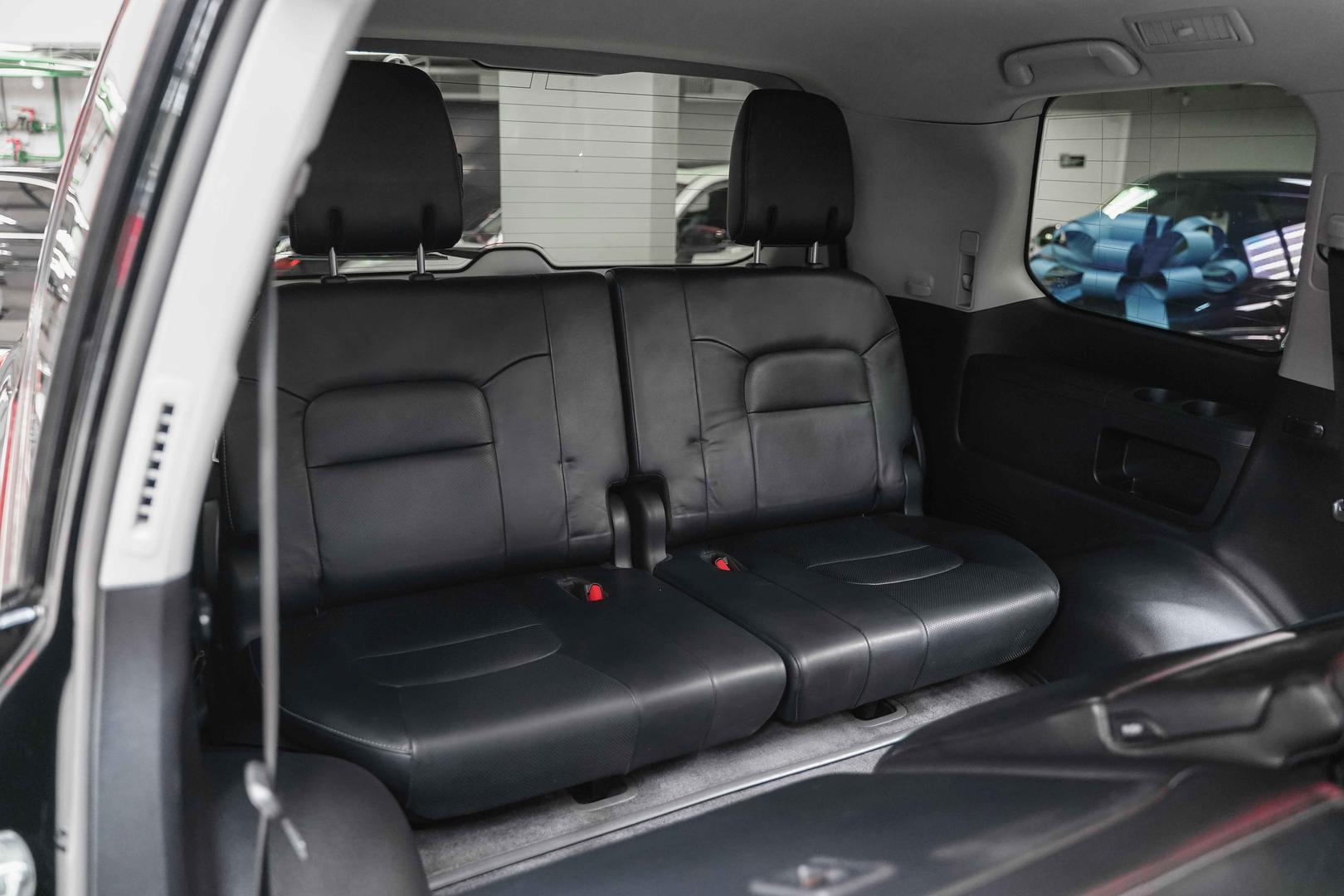 Toyota Land Cruiser 2012, черный, ДЦ Орехово