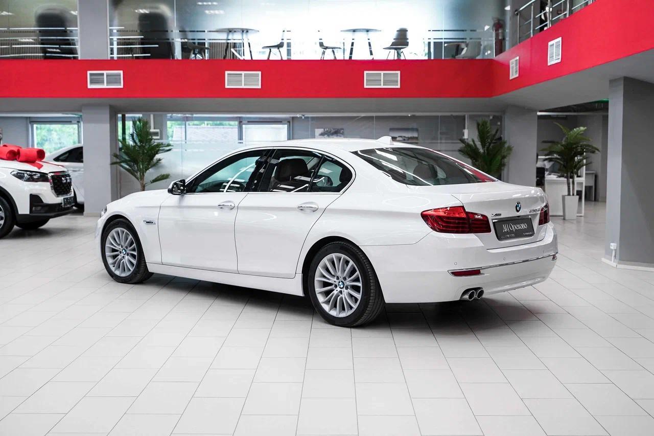 BMW 5 серии 2016, белый, ДЦ Орехово