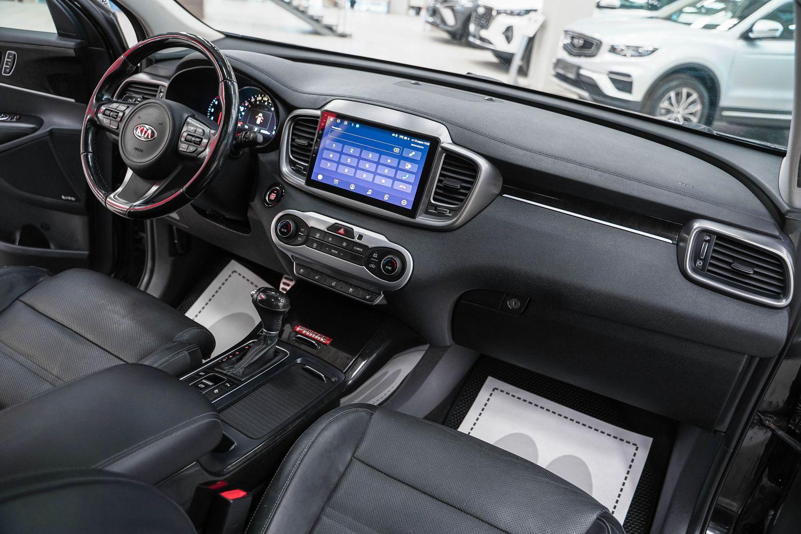 Kia Sorento 2016, черный, ДЦ Орехово
