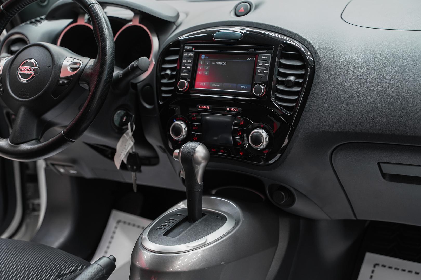 Nissan Juke 2014, белый, ДЦ Орехово