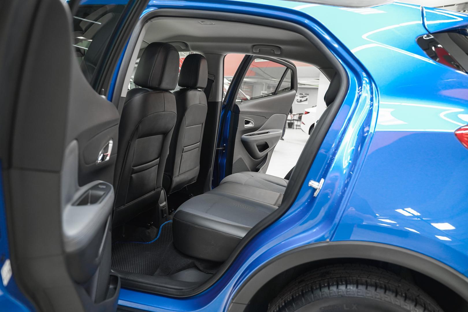 Opel Mokka 2012, синий, ДЦ Орехово