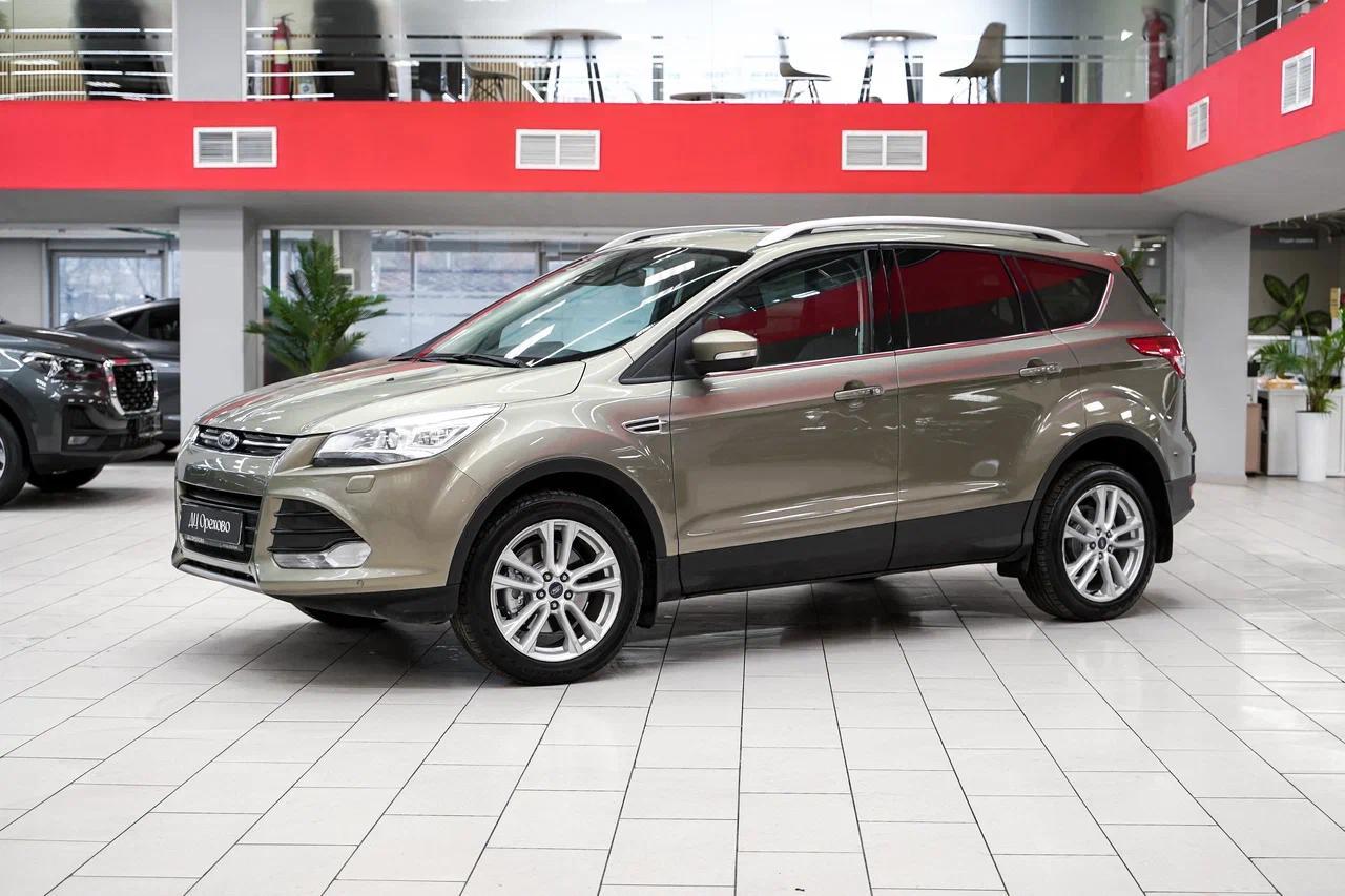 Ford Kuga 2013, серый, ДЦ Орехово