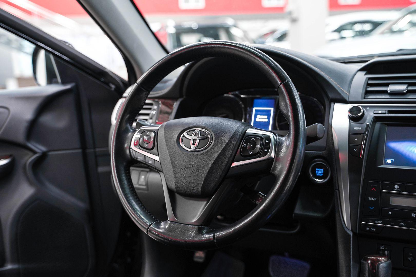 Toyota Camry 2017, черный, ДЦ Орехово