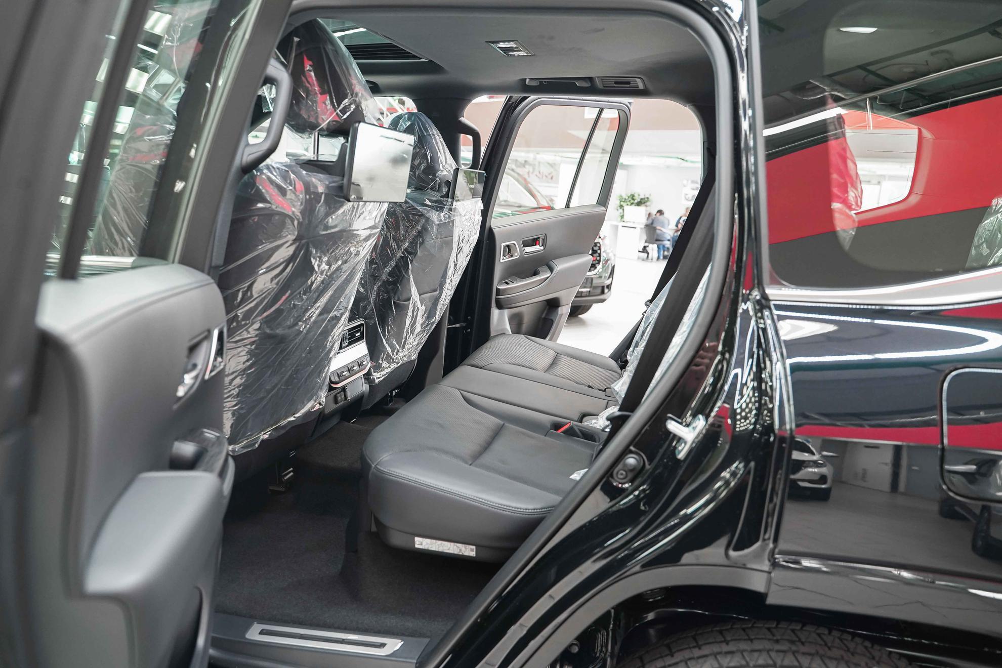 Toyota Land Cruiser 2026, черный, ДЦ Орехово