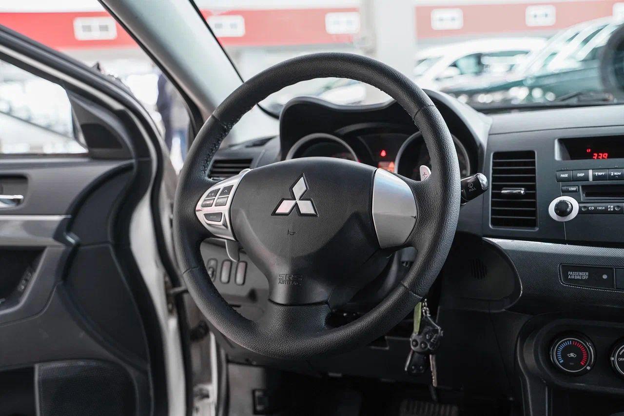 Mitsubishi Lancer 2008, белый, ДЦ Орехово