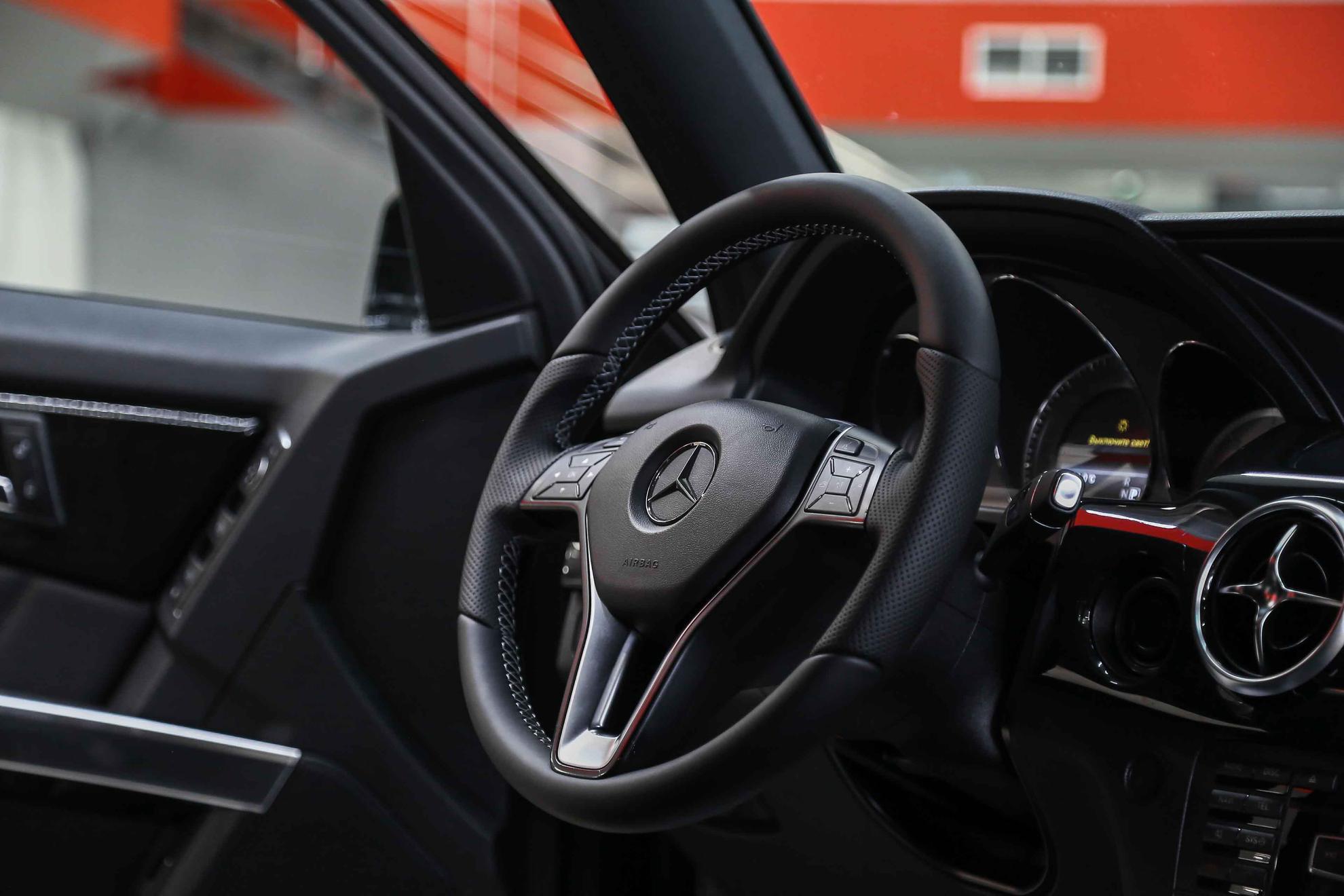 Mercedes-Benz GLK-Класс 2013, черный, ДЦ Орехово
