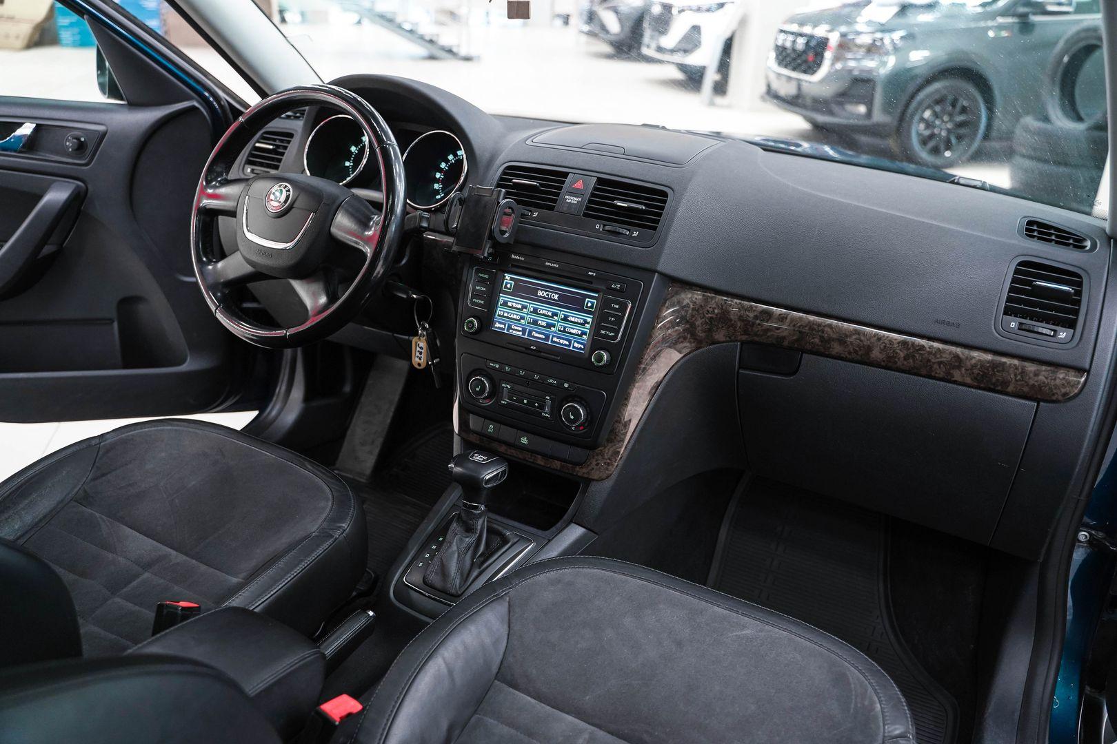 Skoda Yeti 2012, синий, ДЦ Орехово