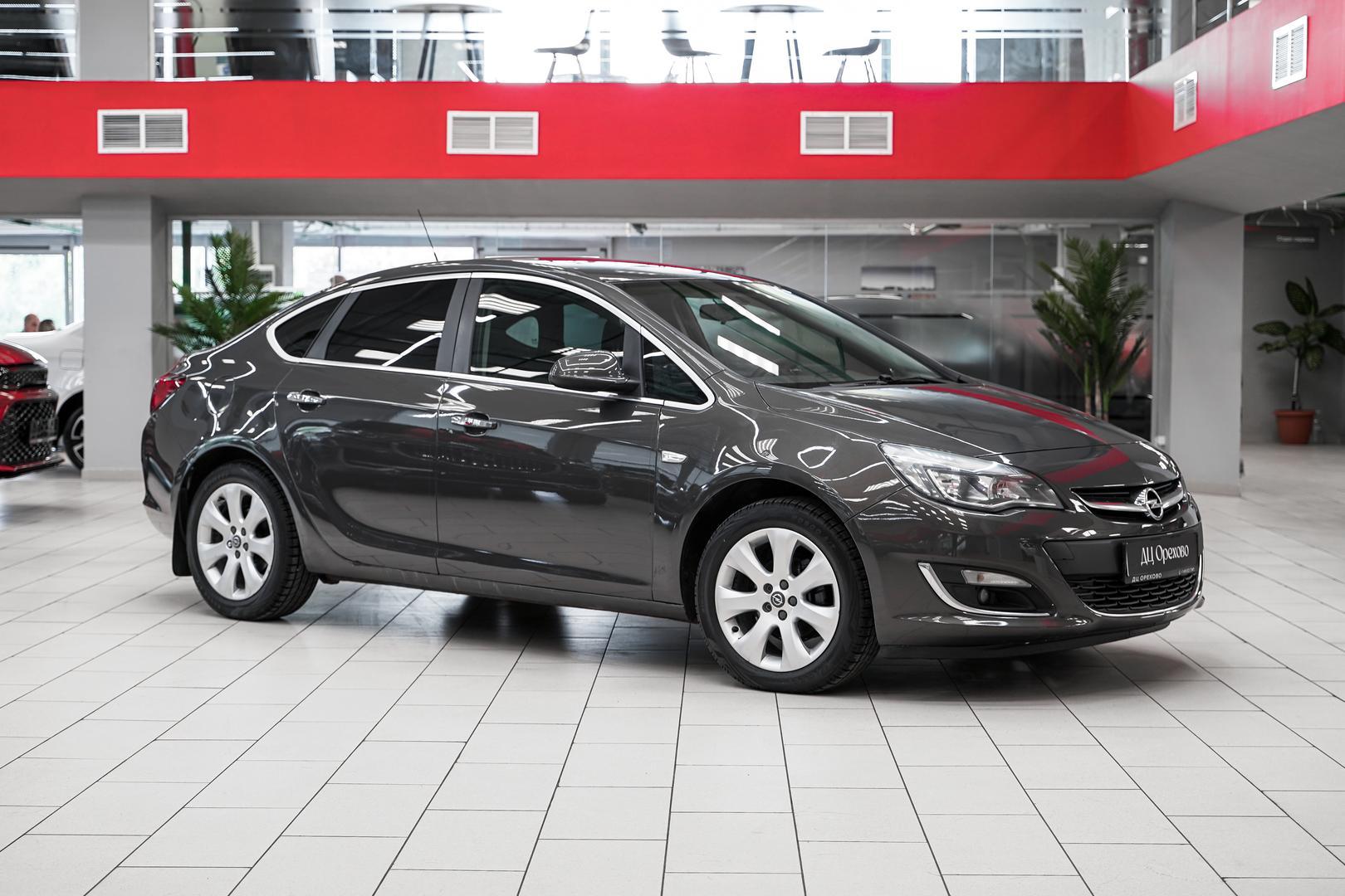 Opel Astra 2012, серый, ДЦ Орехово