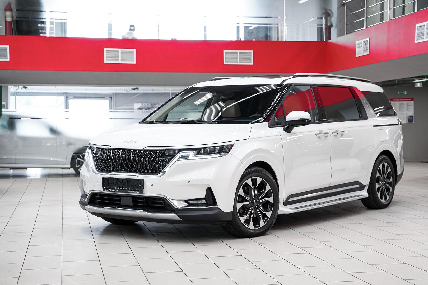 Kia Carnival 2020, белый, ДЦ Орехово