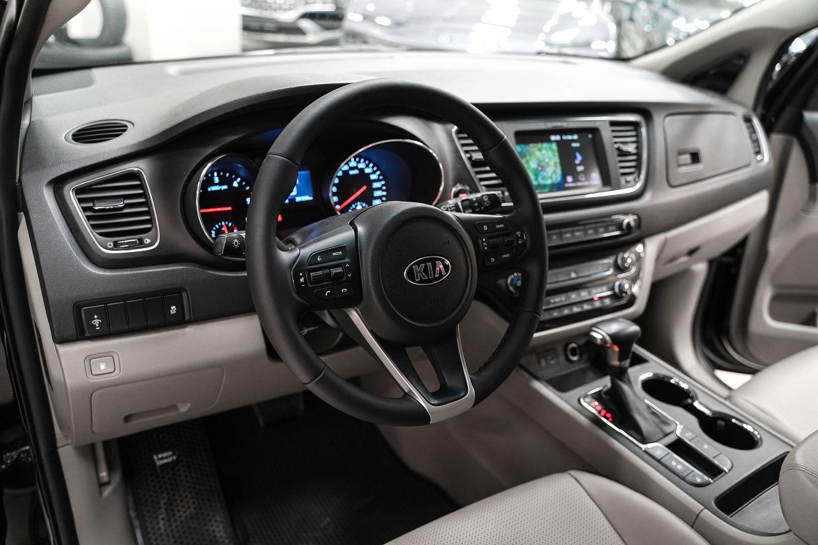 Kia Carnival 2019, черный, ДЦ Орехово