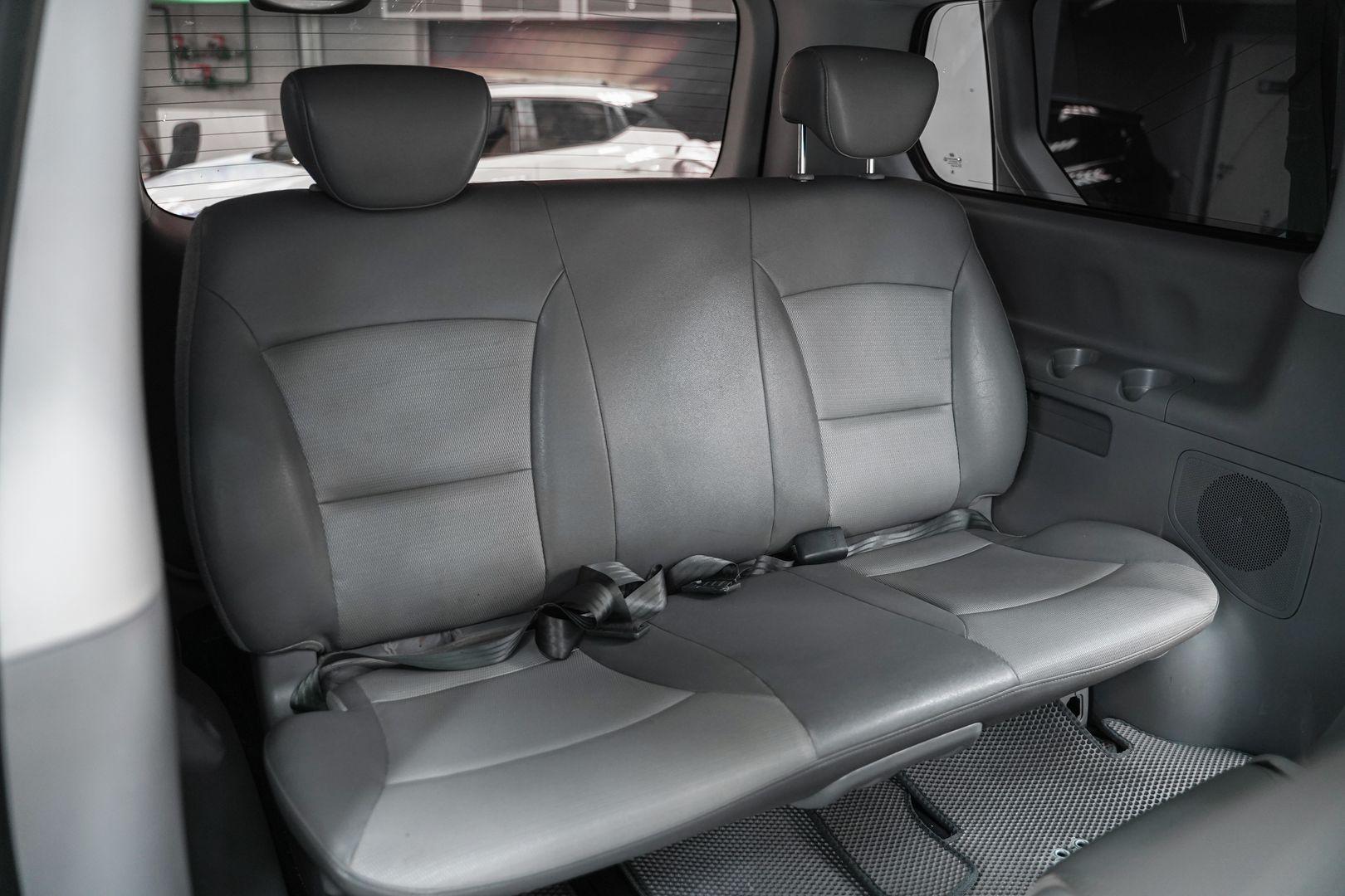Hyundai Grand Starex 2011, белый, ДЦ Орехово