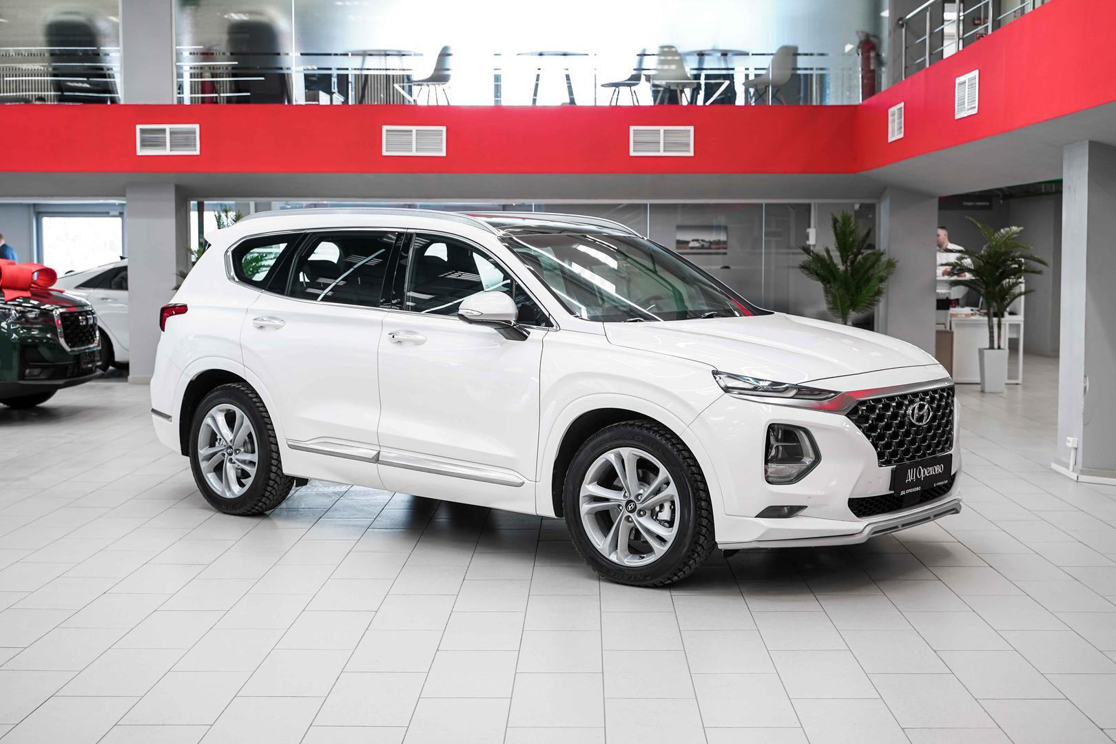 Hyundai Santa Fe 2018, белый, ДЦ Орехово