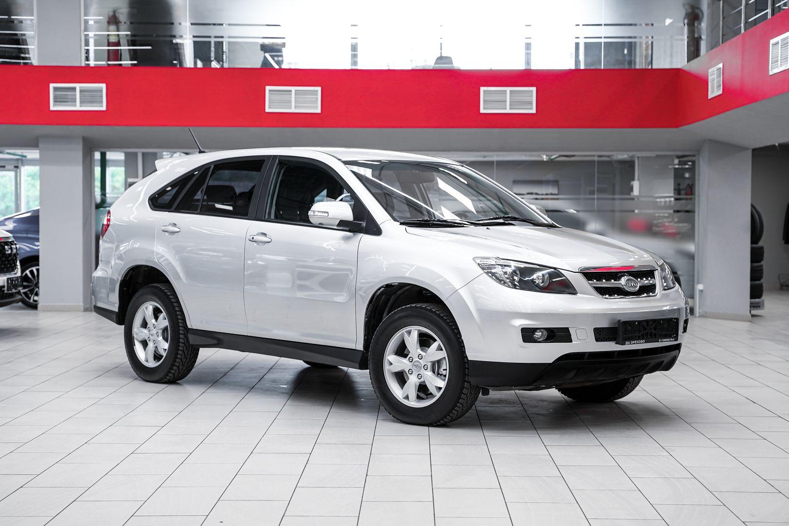 BYD S6 2013, серебряный, ДЦ Орехово