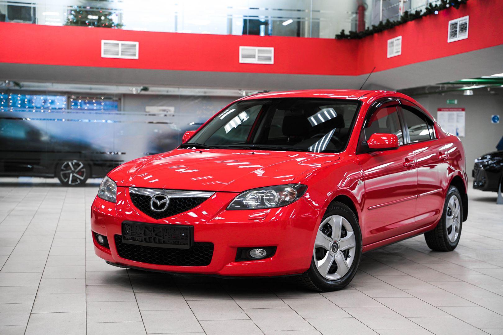 Mazda 3 2008, красный, ДЦ Орехово