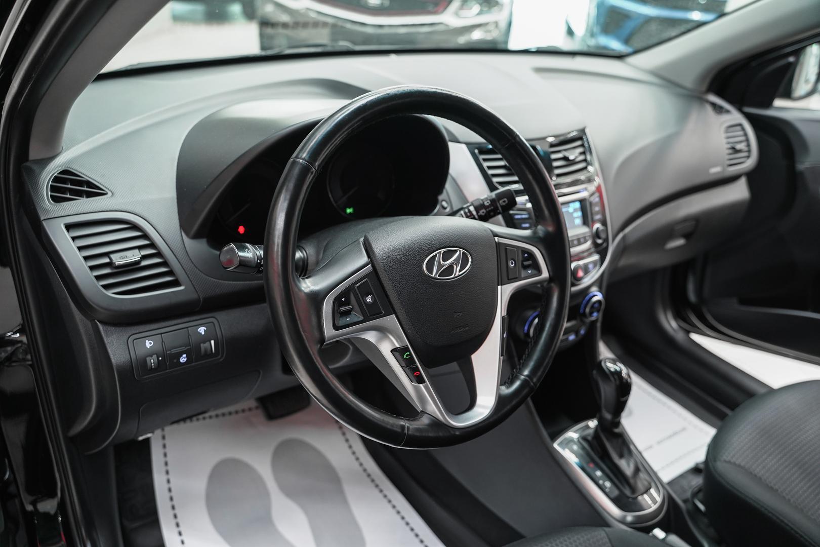 Hyundai Solaris 2015, черный, ДЦ Орехово