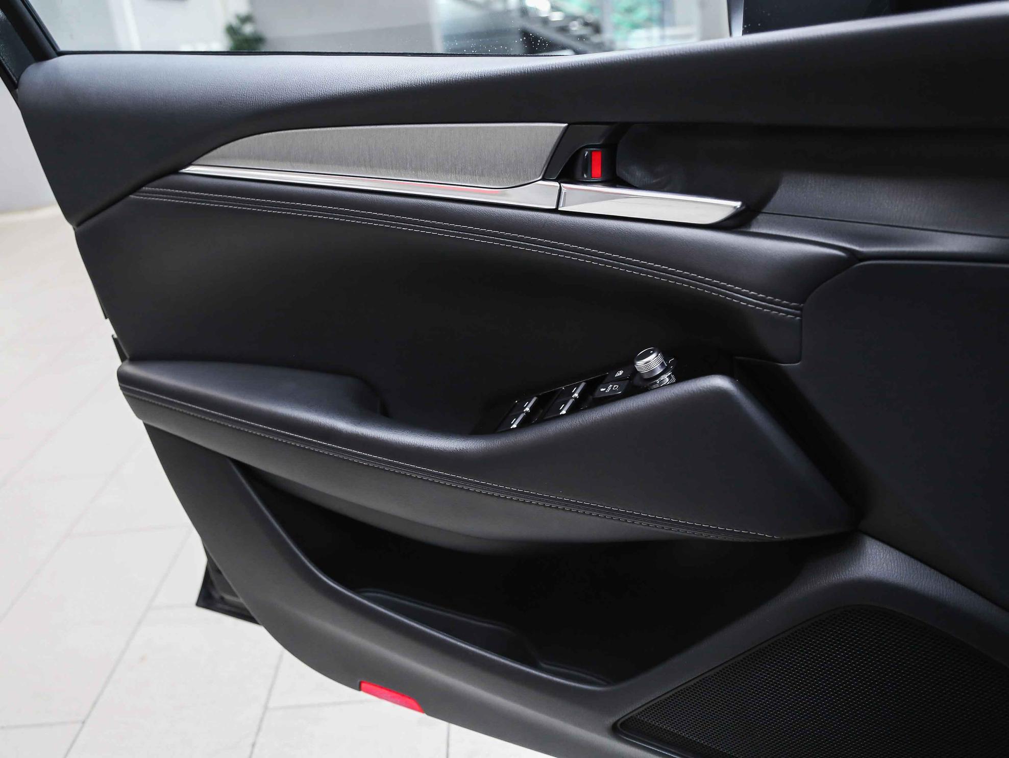 Mazda 6 2019, черный, ДЦ Орехово