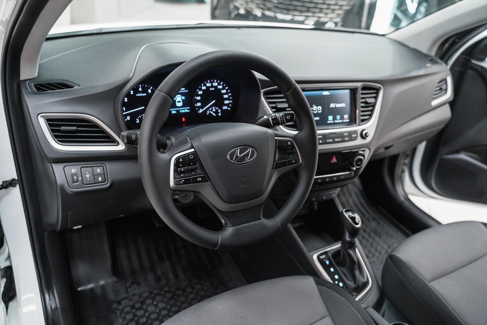 Hyundai Solaris 2017, белый, ДЦ Орехово