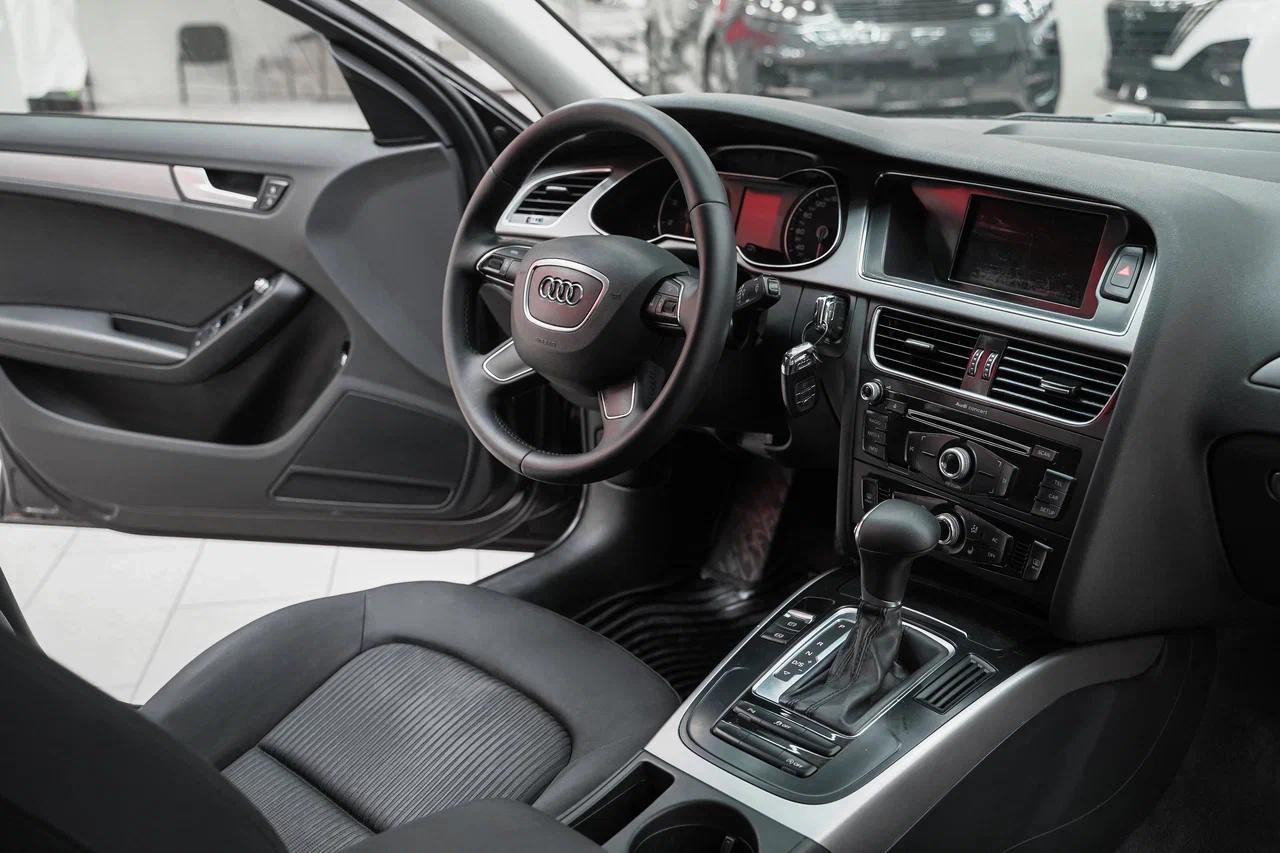 Audi A4 2012, черный, ДЦ Орехово