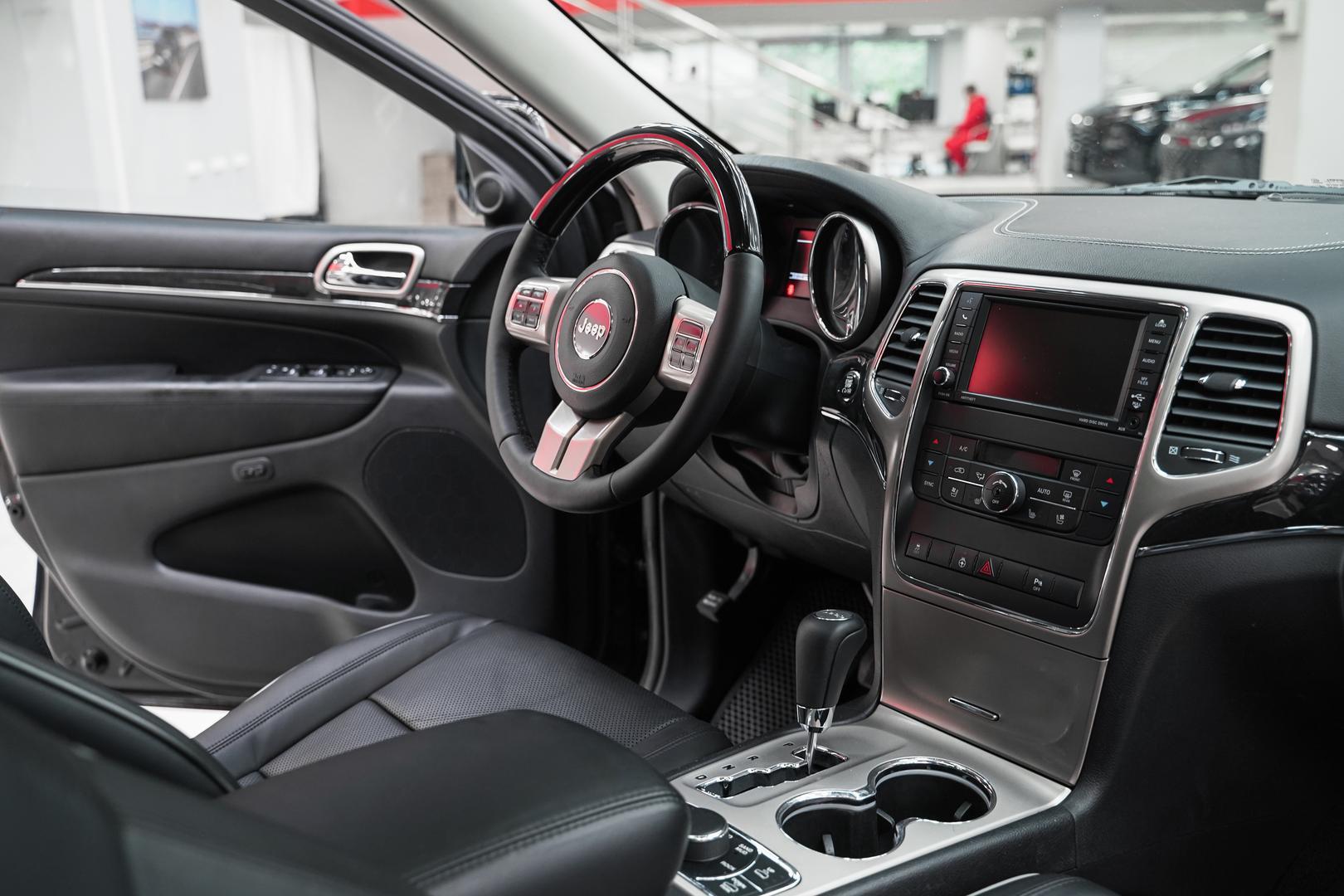 Jeep Grand Cherokee 2012, черный, ДЦ Орехово