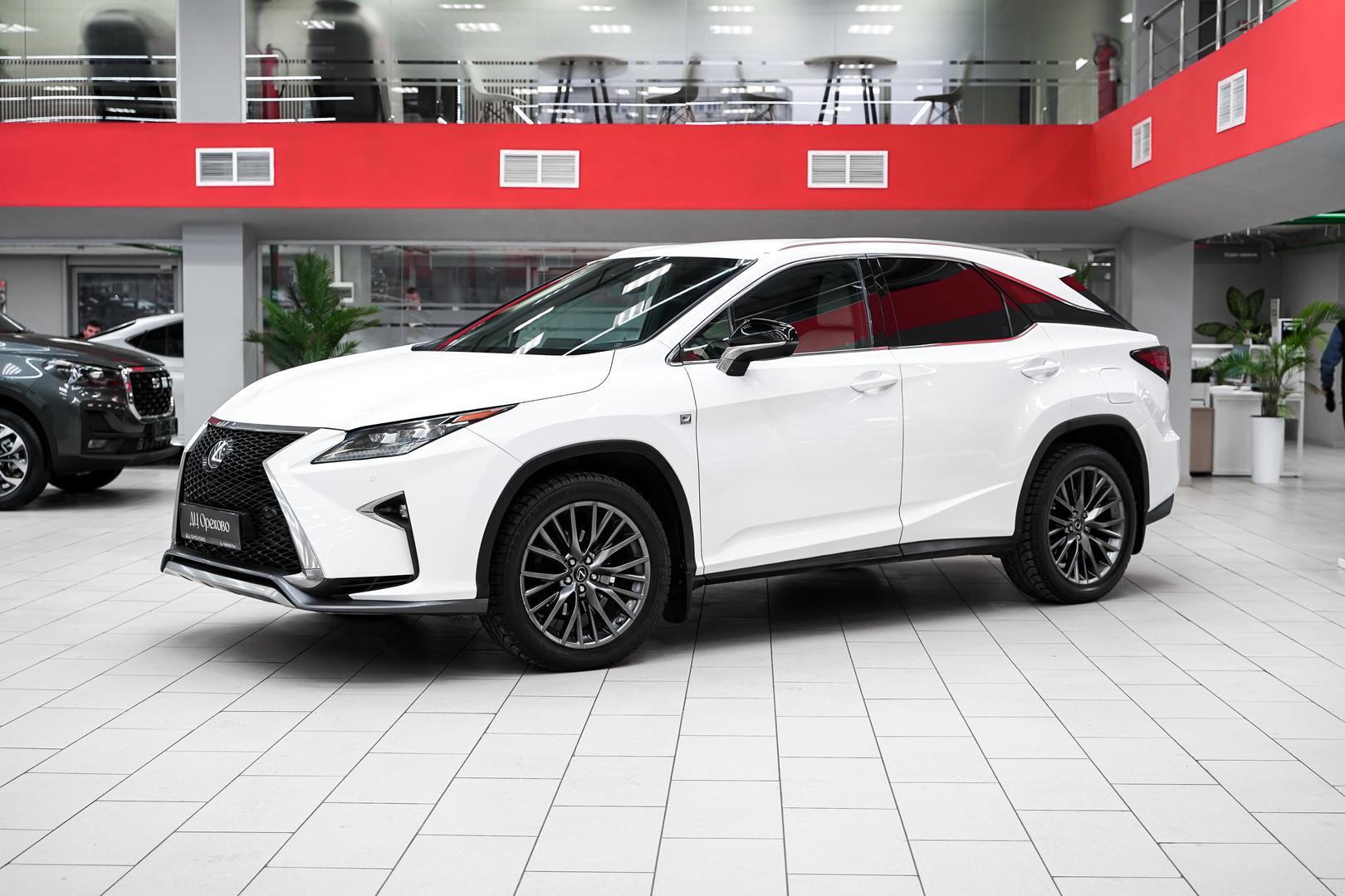 Lexus RX 2016, белый, ДЦ Орехово