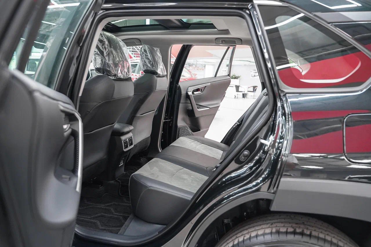 Toyota RAV4 2025, черный, ДЦ Орехово