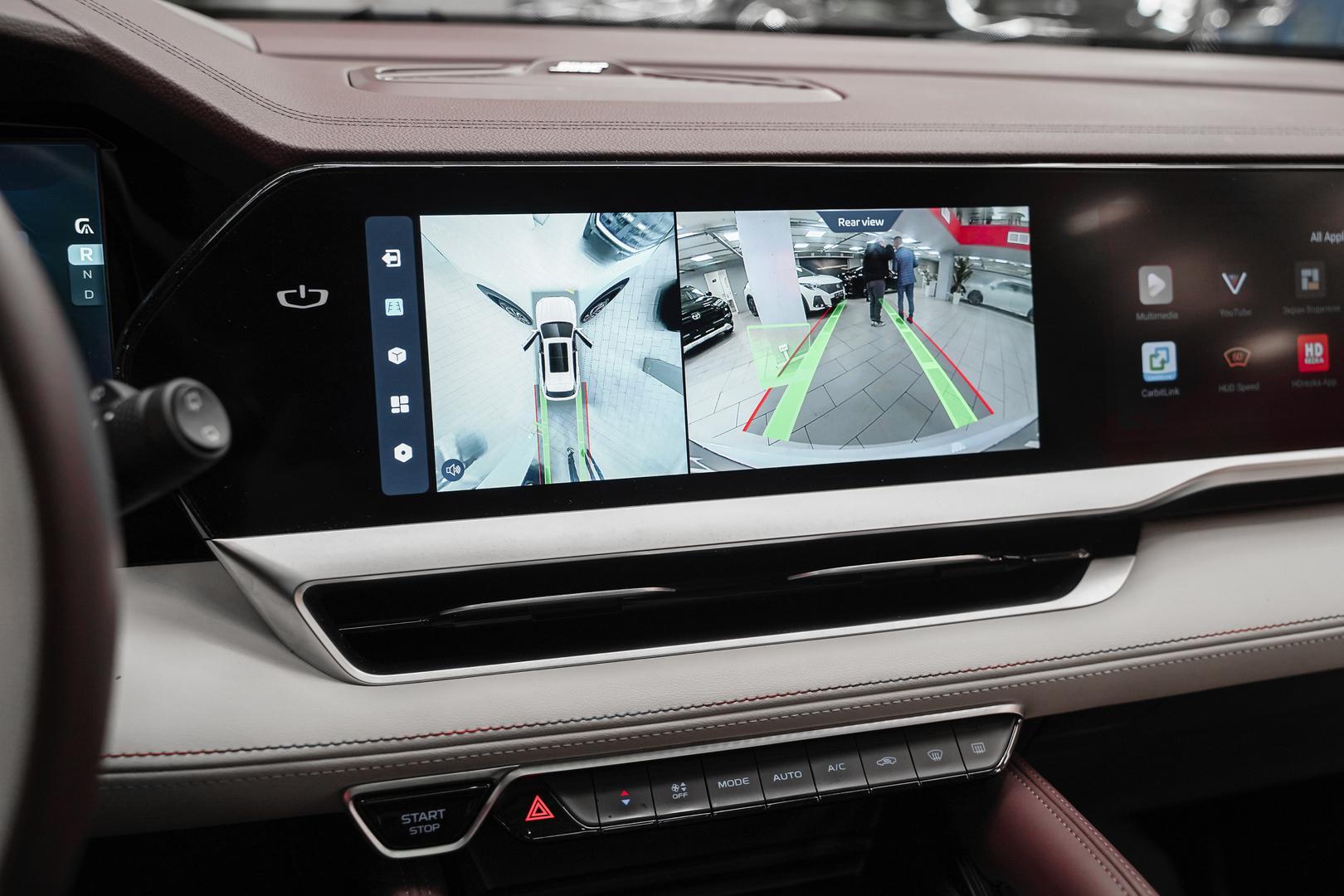 Geely Monjaro 2022, белый, ДЦ Орехово