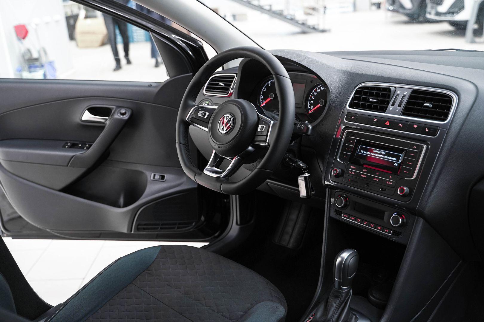 Volkswagen Polo 2020, черный, ДЦ Орехово